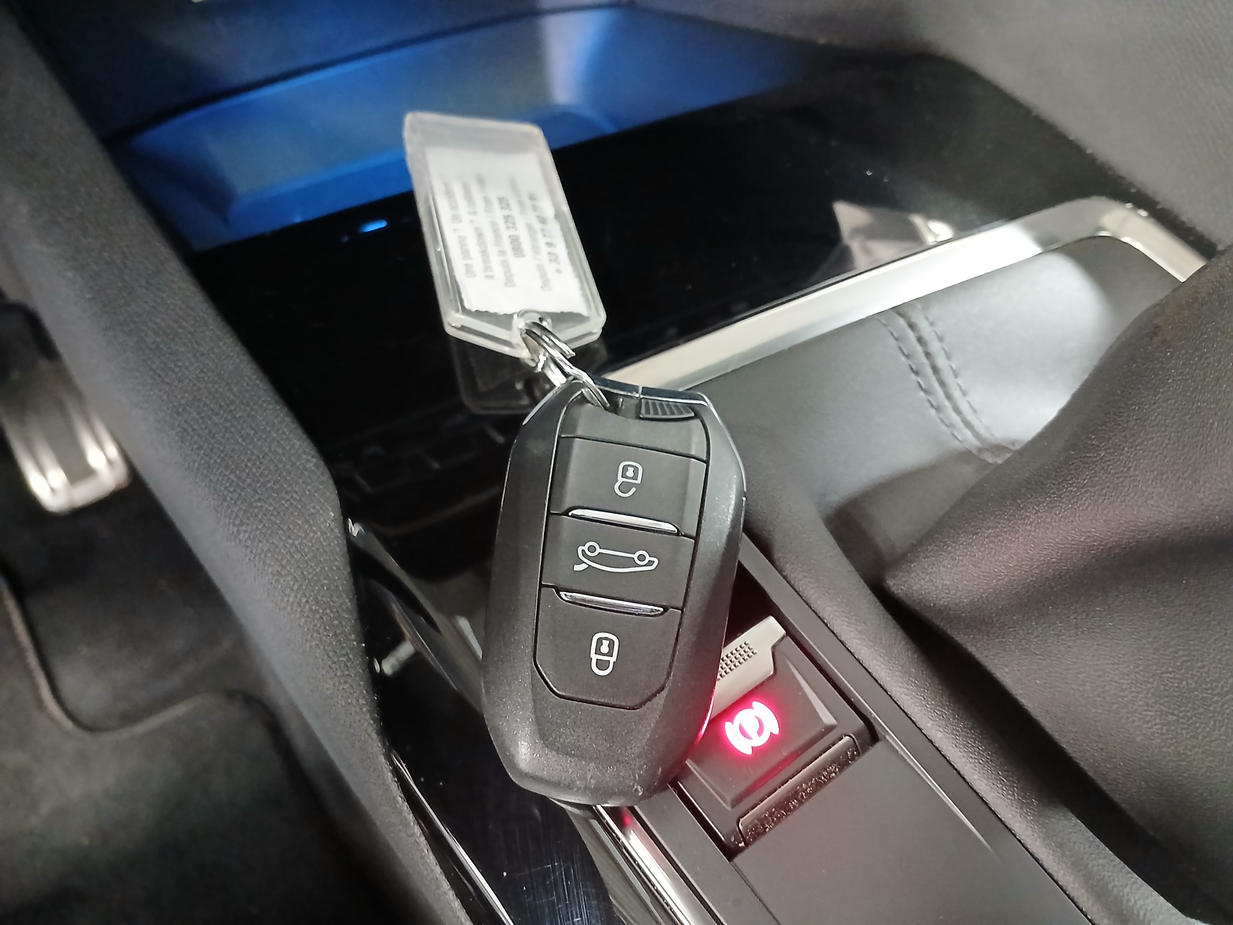 PEUGEOT 3008 GT PURETECH 130 S&S BVM6 — expertise