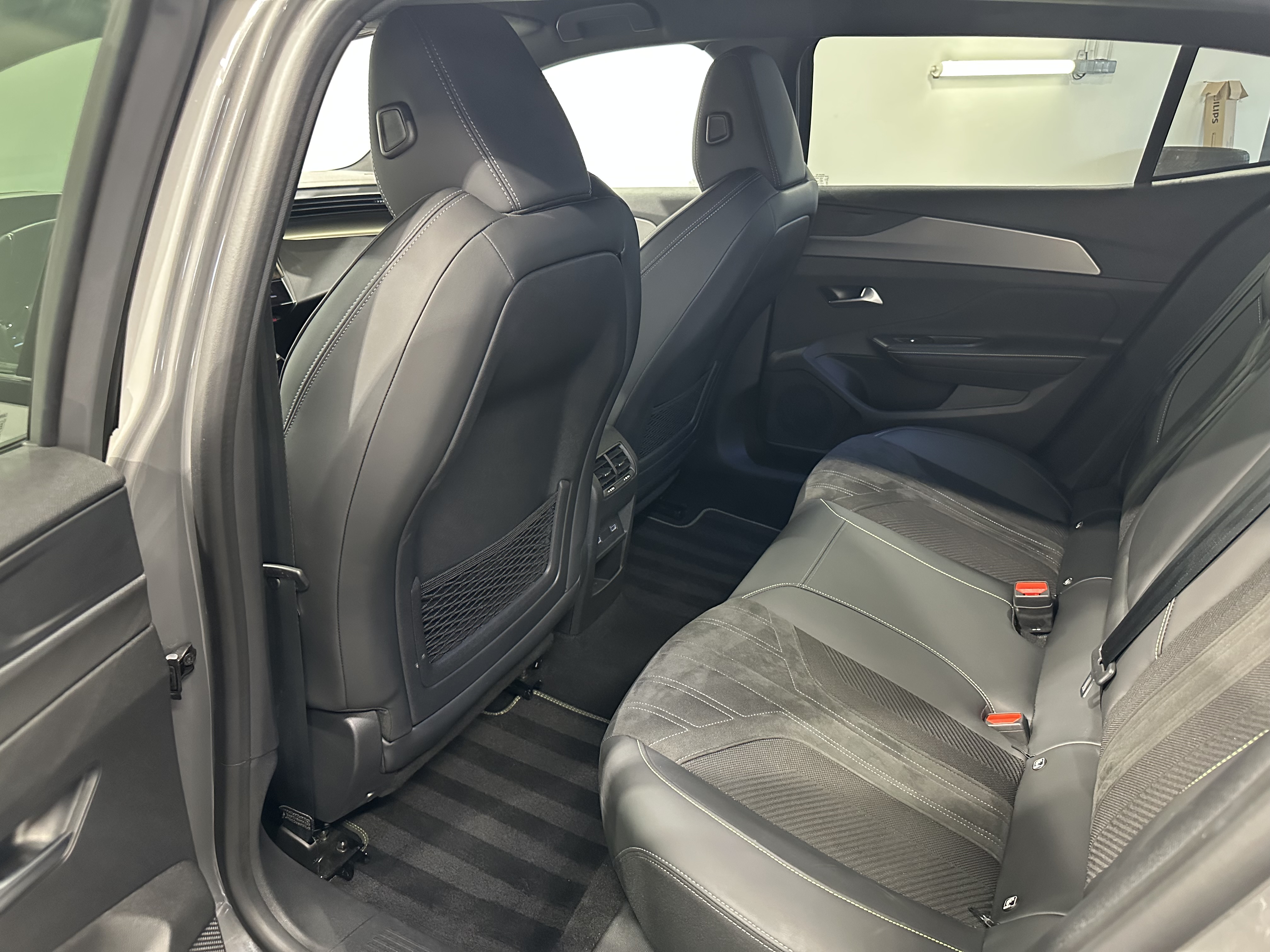 PEUGEOT 408 PureTech 130 ch S&S EAT8 GT