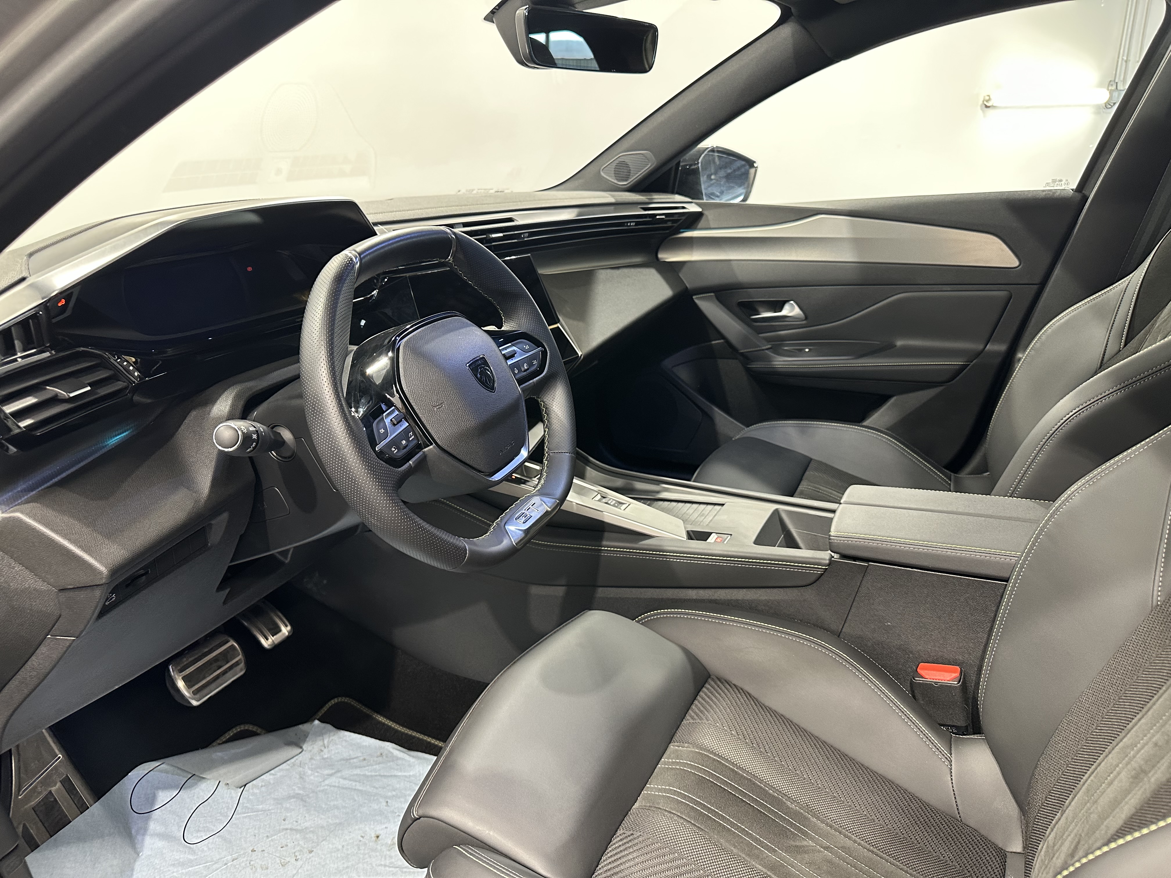 PEUGEOT 408 PureTech 130 ch S&S EAT8 GT