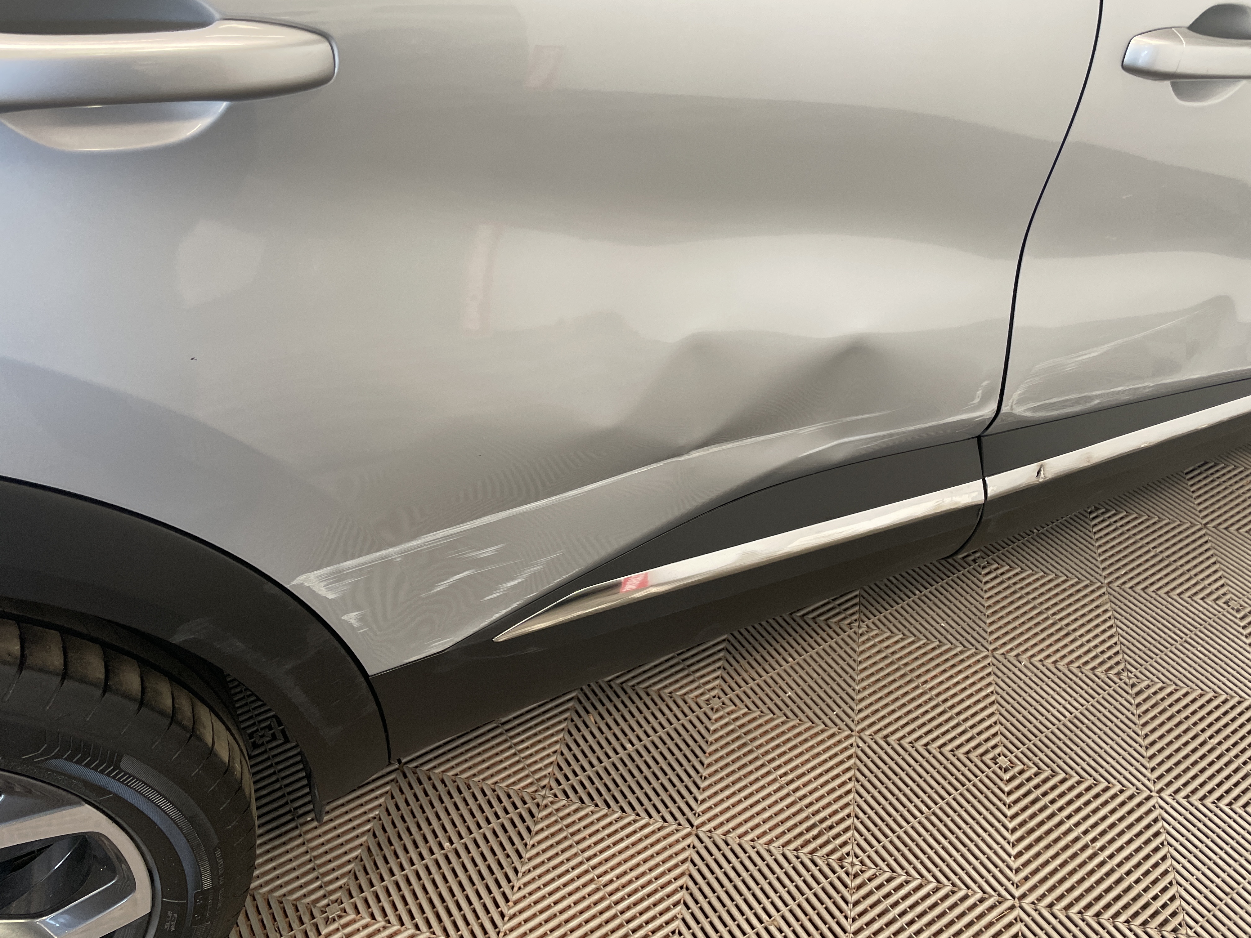 RENAULT CAPTUR techno mild hybrid 140 — expertise