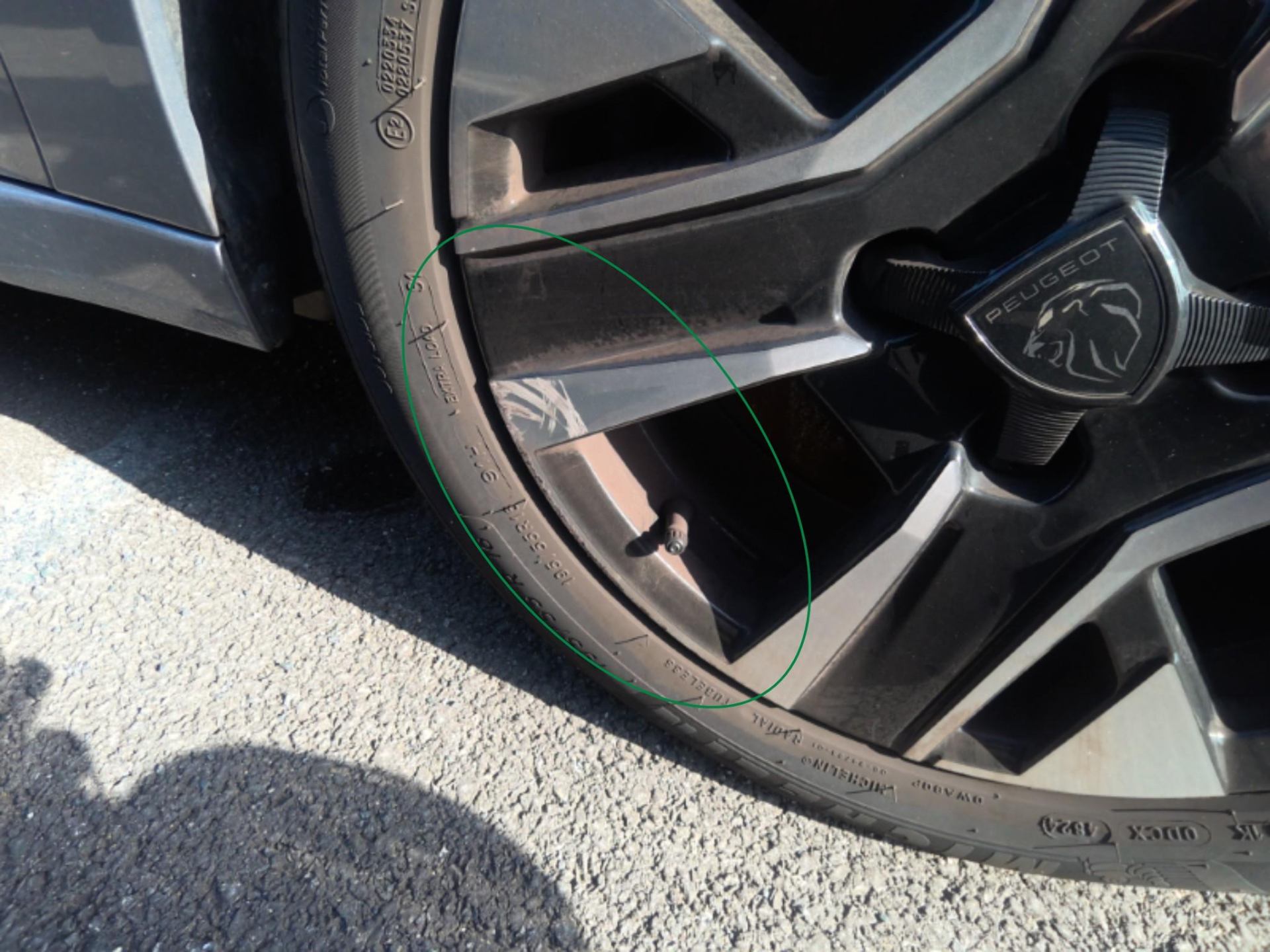 PEUGEOT 208 100 S&S BVM6 Allure — expertise