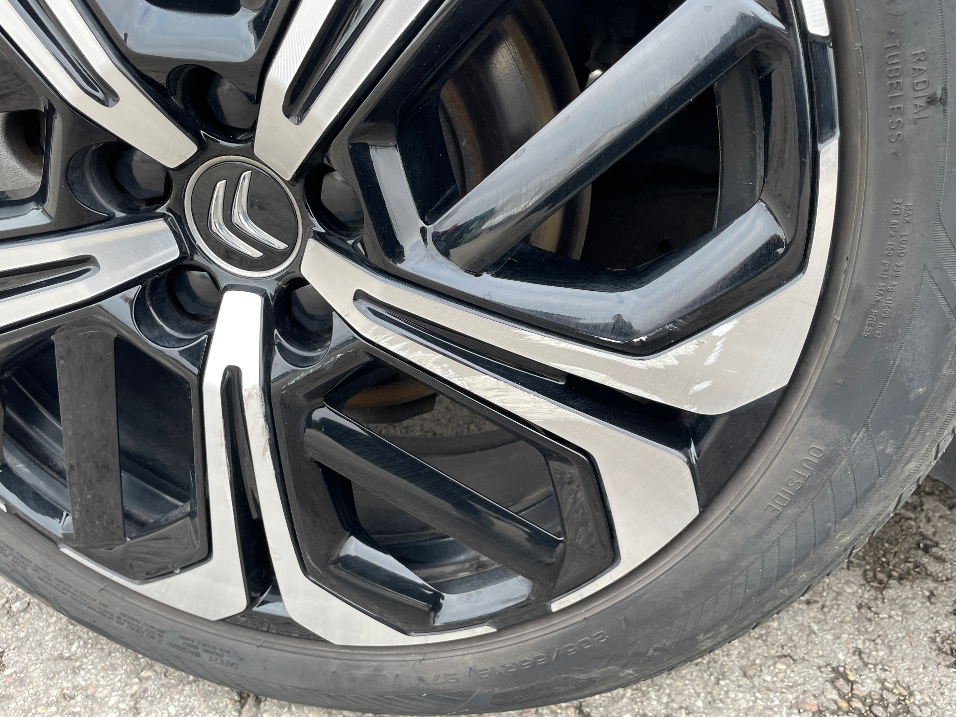 CITROEN C5 X 1.2 PureTech 130 EAT8 Plus - 5P — expertise