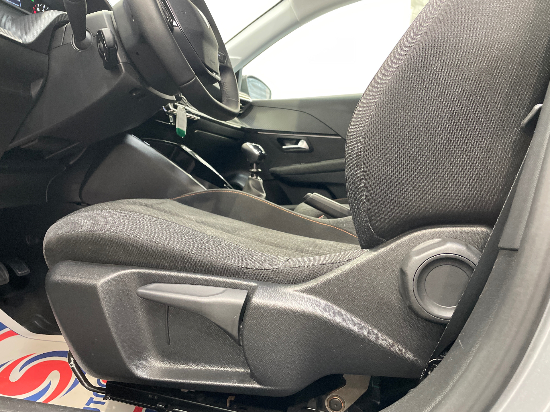 PEUGEOT 208 100 S&S BVM6 Style