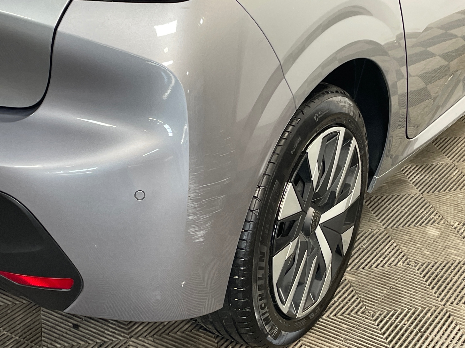 PEUGEOT 208 100 S&S BVM6 Style — expertise
