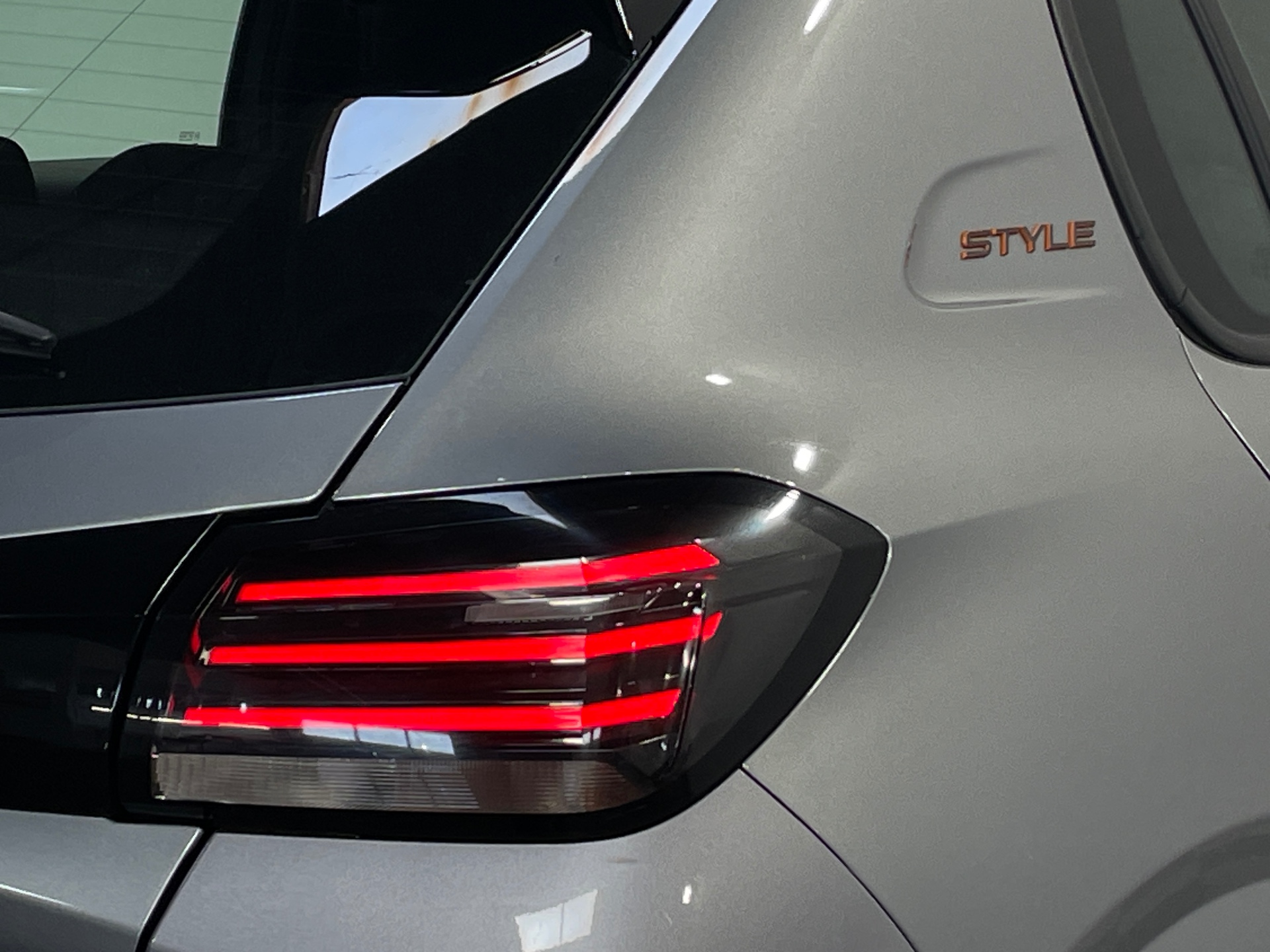PEUGEOT 208 100 S&S BVM6 Style