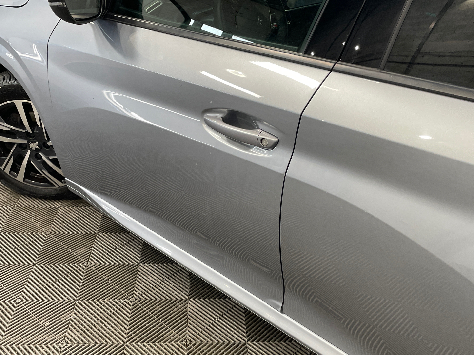 PEUGEOT 208 Allure PureTech 100 S&S BVM6 — expertise