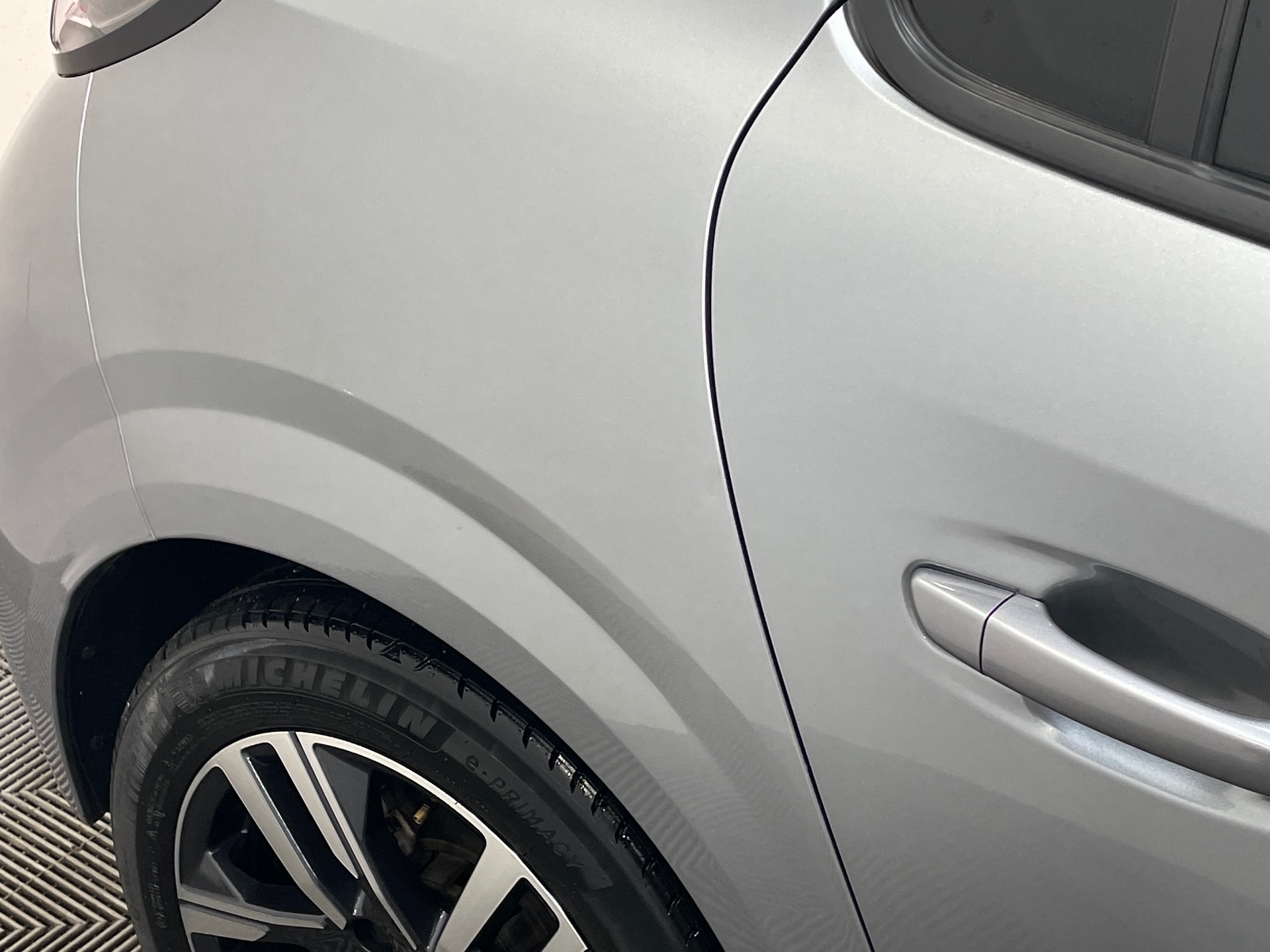 PEUGEOT 208 Allure PureTech 100 S&S BVM6 — expertise