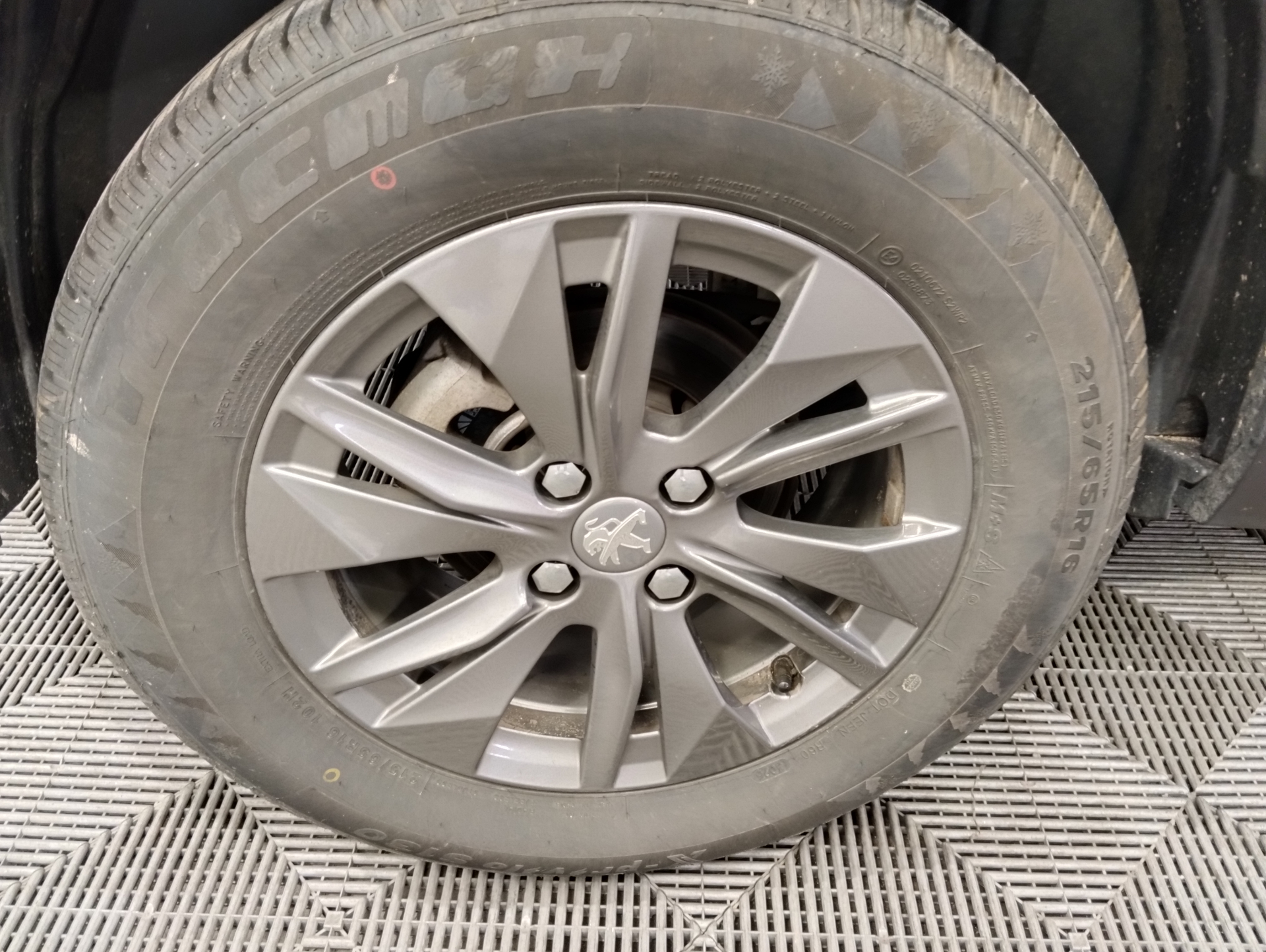 PEUGEOT 2008 STYLE PURETECH 130 S&S EAT8 — expertise
