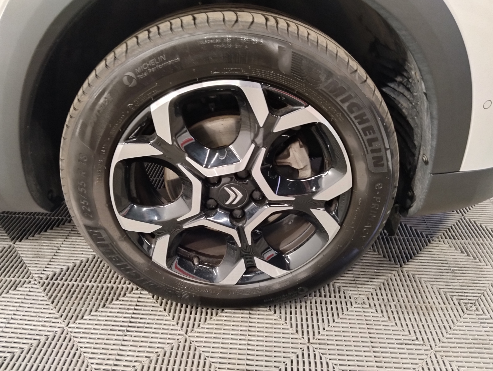 CITROEN C5 AIRCROSS PureTech 130 S&S EAT8 Shine — expertise