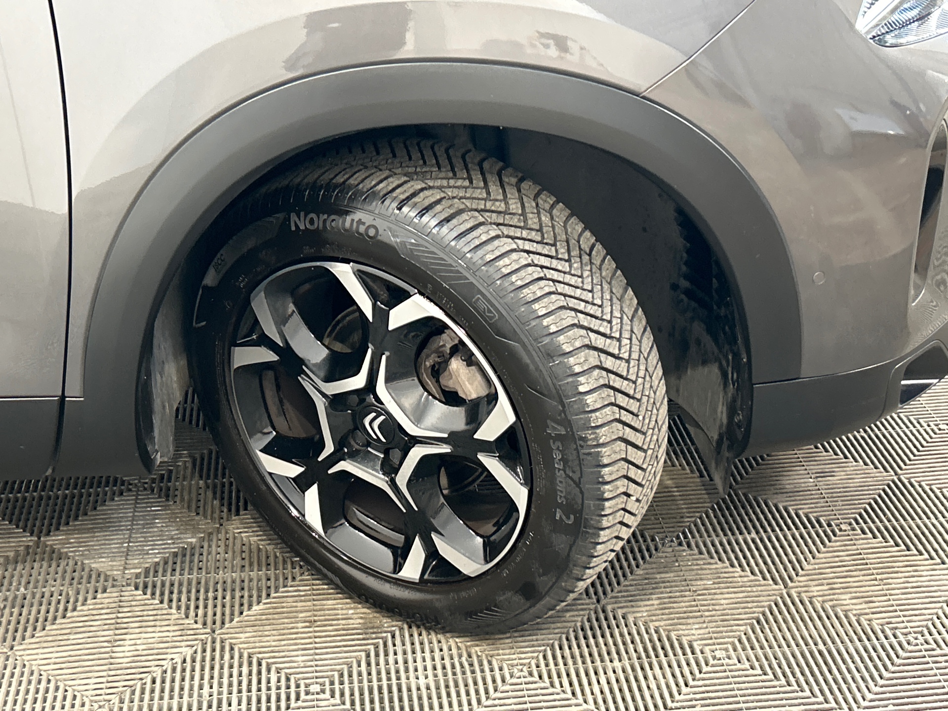 CITROEN C5 AIRCROSS PureTech 130 S&S EAT8 Feel Pack — expertise