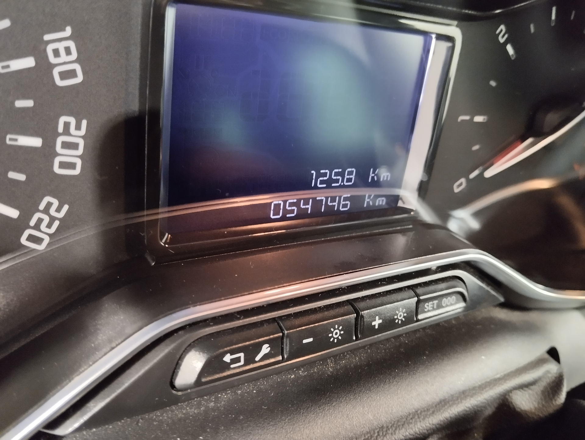 CITROEN C3 AIRCROSS BlueHDi 110 S&S BVM6 Shine — expertise