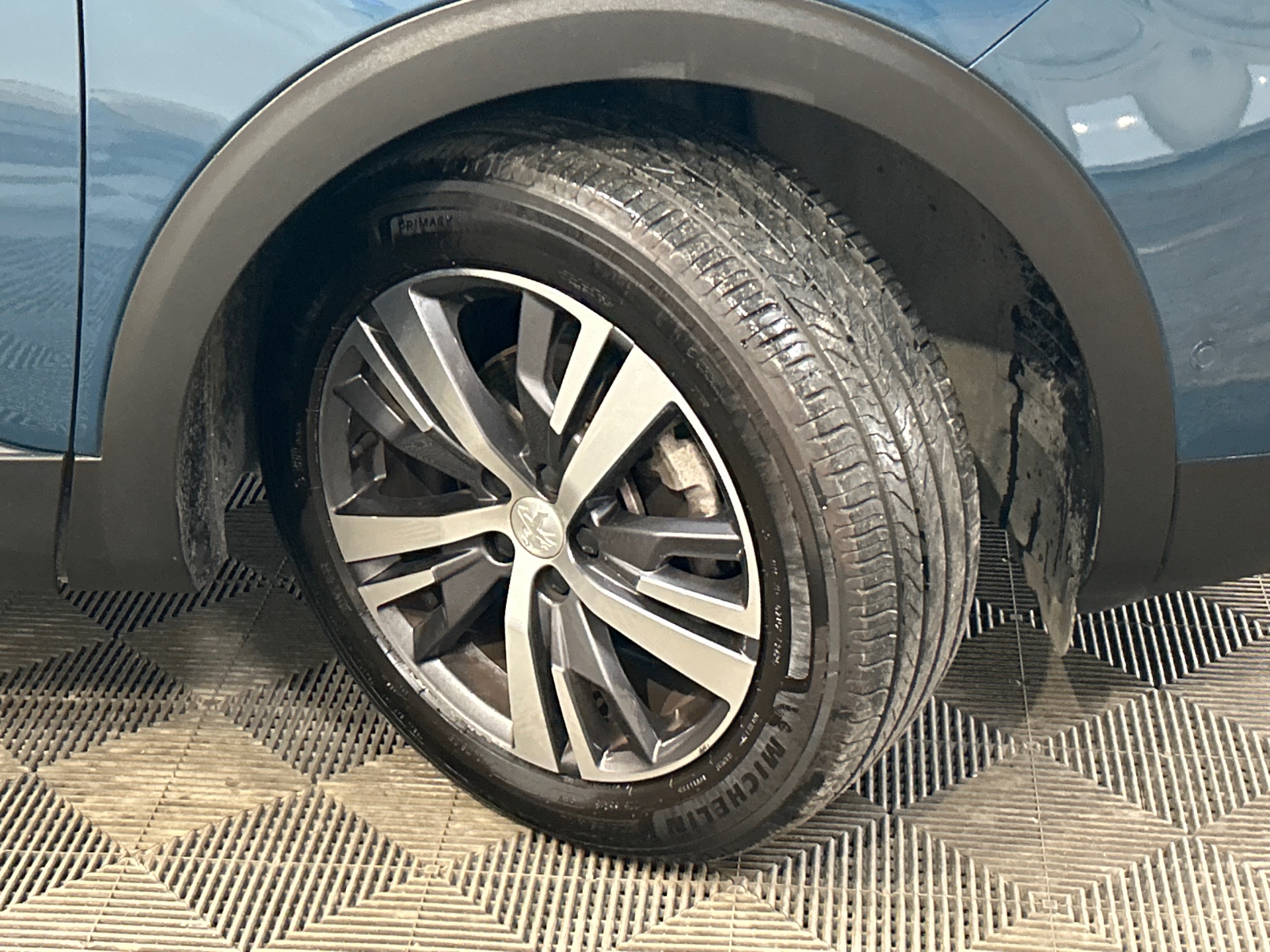 PEUGEOT 3008 ALLURE PACK PTECH 130 S&S BVM6 — expertise