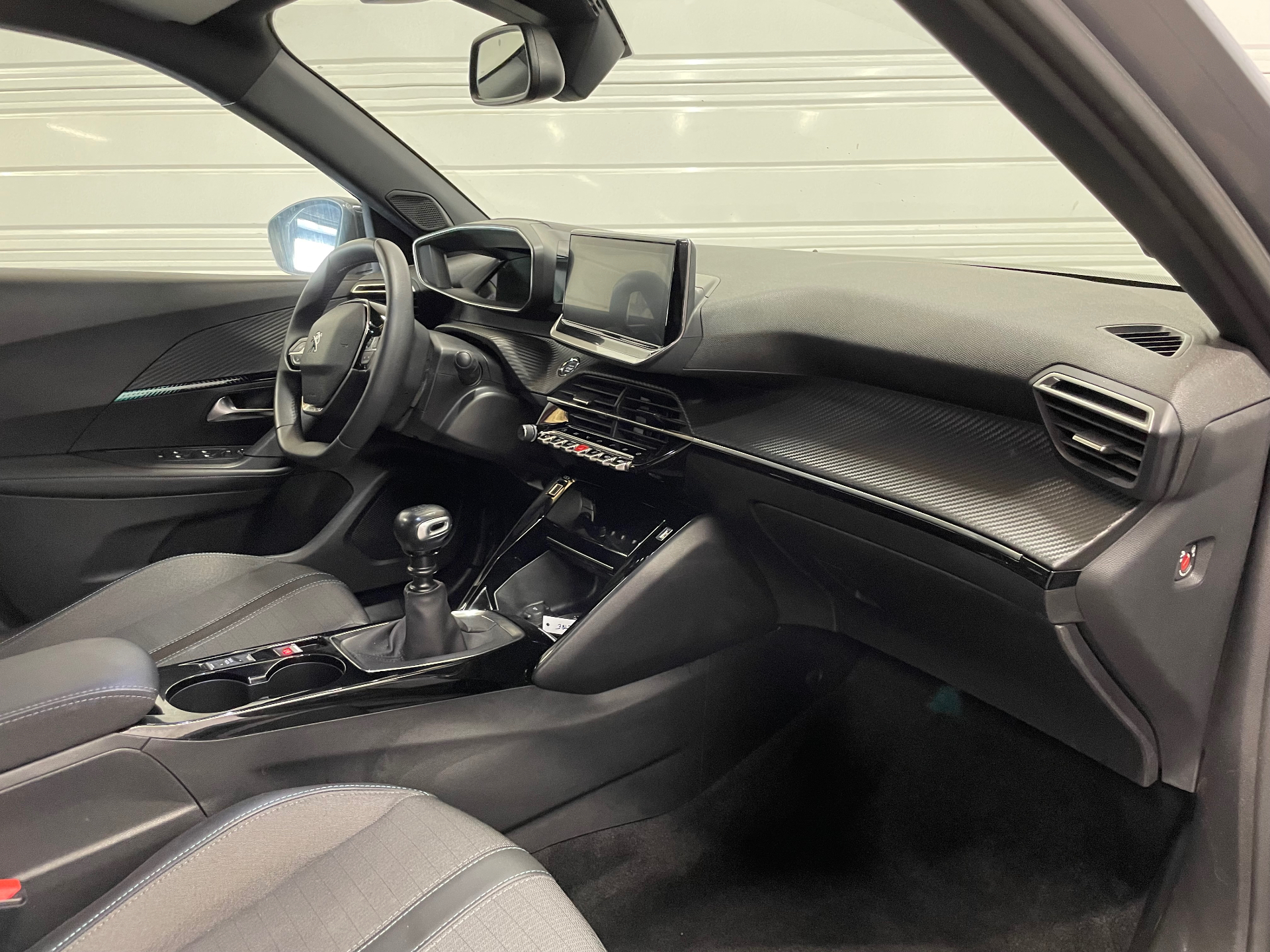 PEUGEOT 2008 PureTech 130 S&S BVM6 Allure Pack