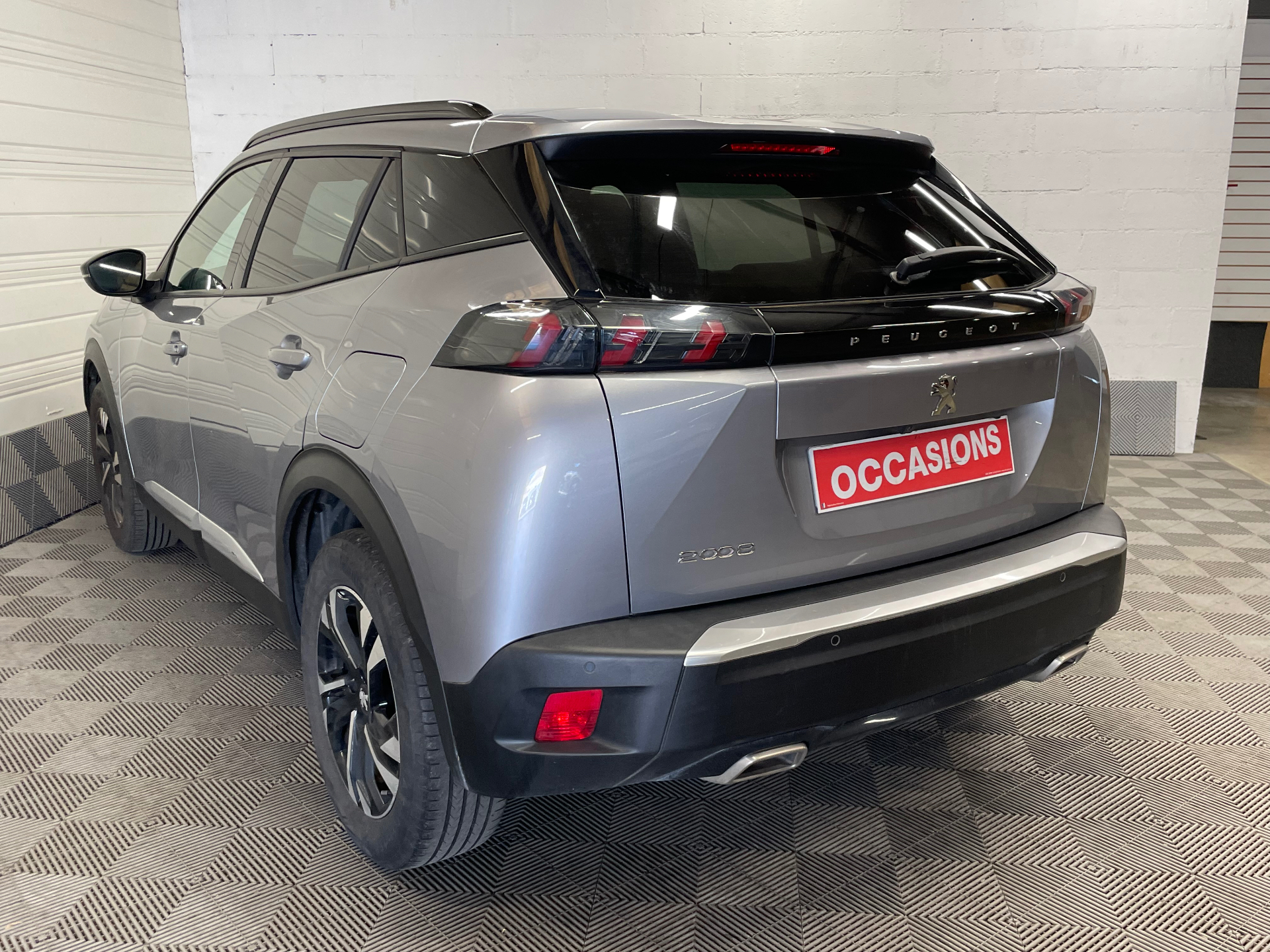 PEUGEOT 2008 PureTech 130 S&S BVM6 Allure Pack