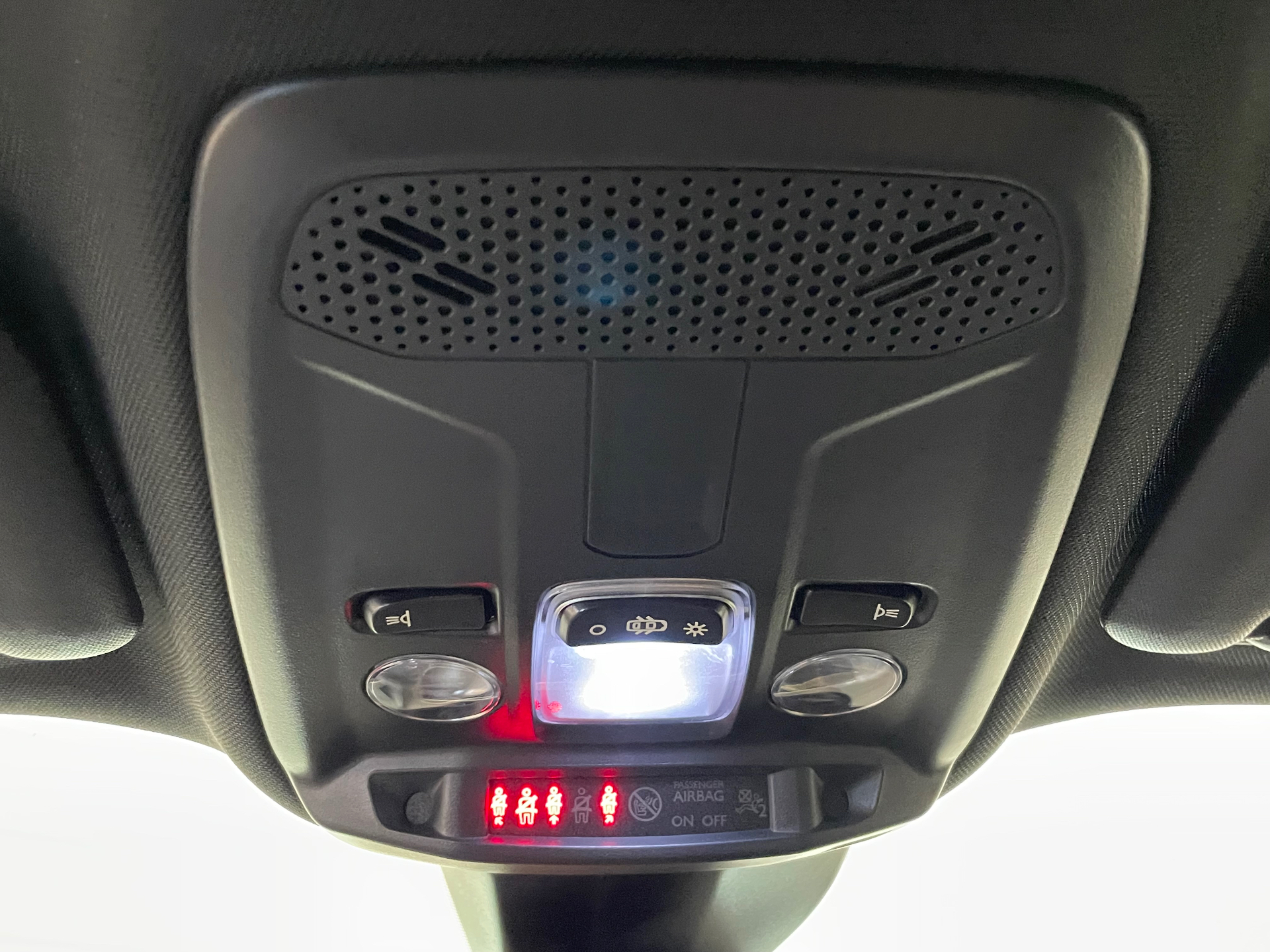 PEUGEOT 2008 PureTech 130 S&S BVM6 Allure Pack