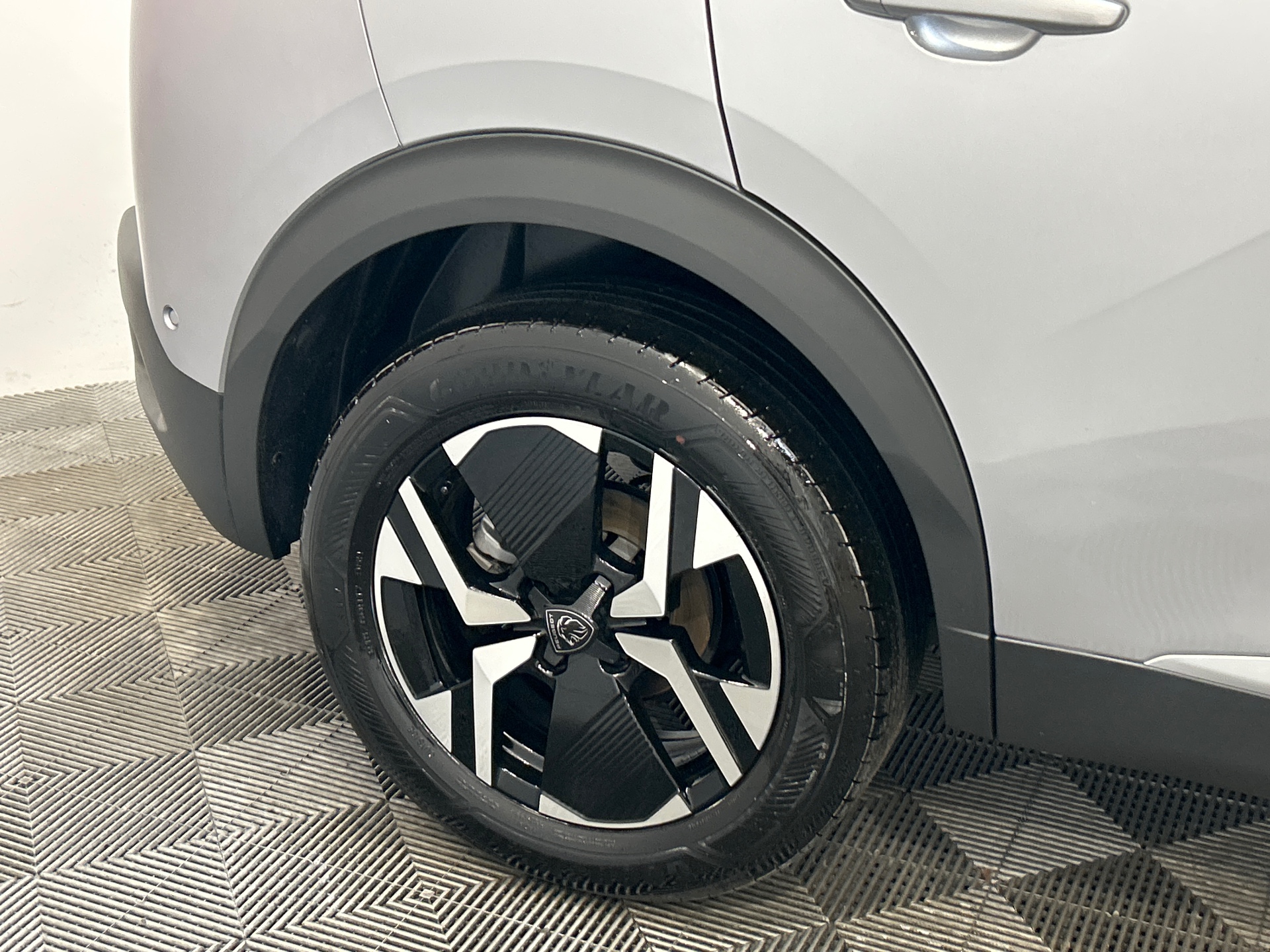 PEUGEOT 2008 100 S&S BVM6 Style — expertise