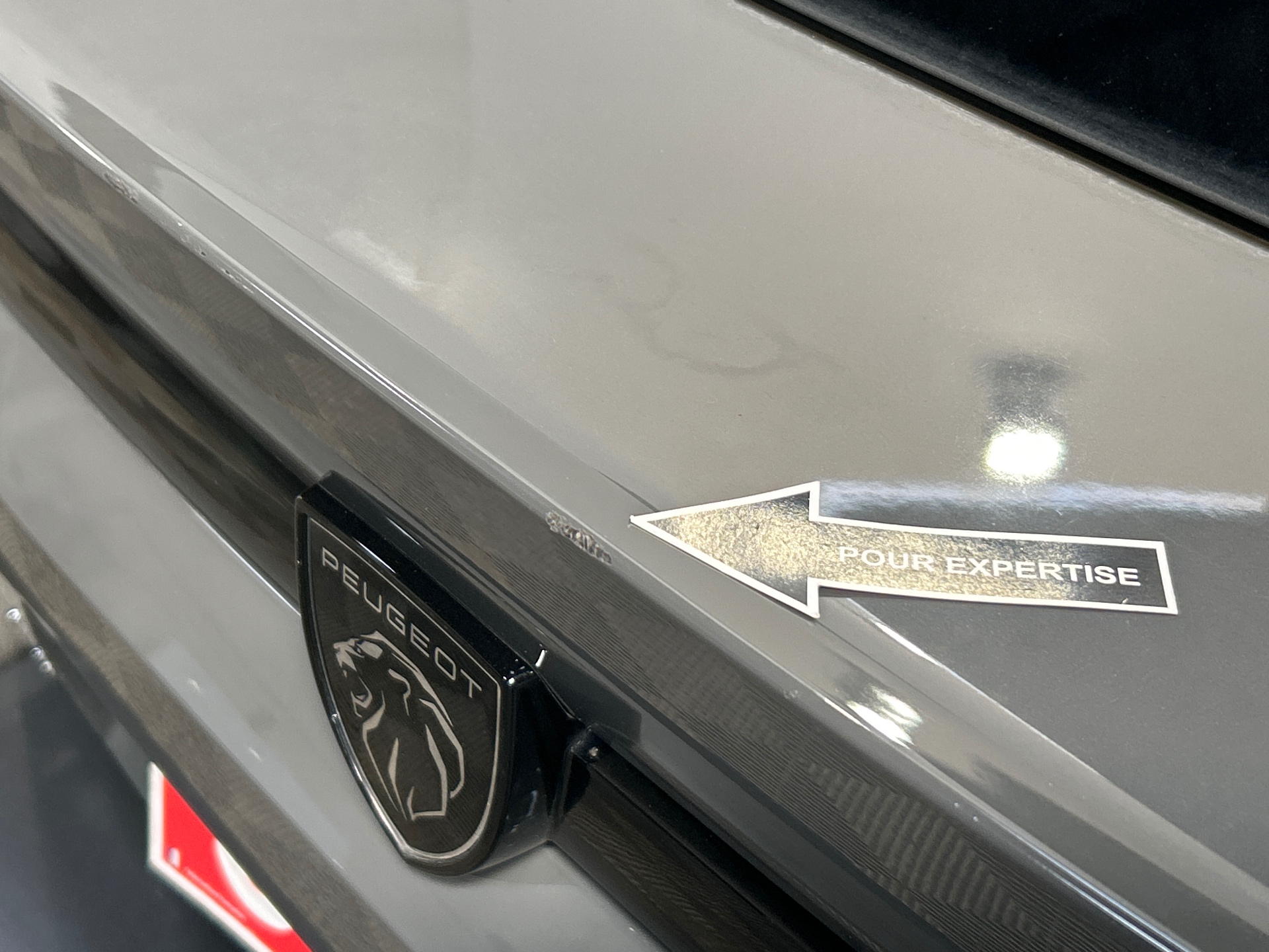 PEUGEOT 408 Hybrid 136 e-DCS6 Allure — expertise