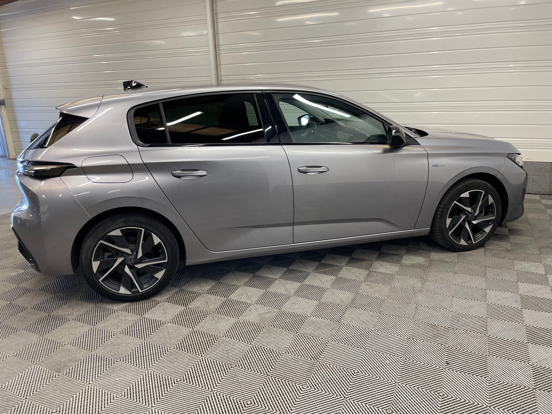 PEUGEOT 308 PHEV 180 e-EAT8 Active Pack