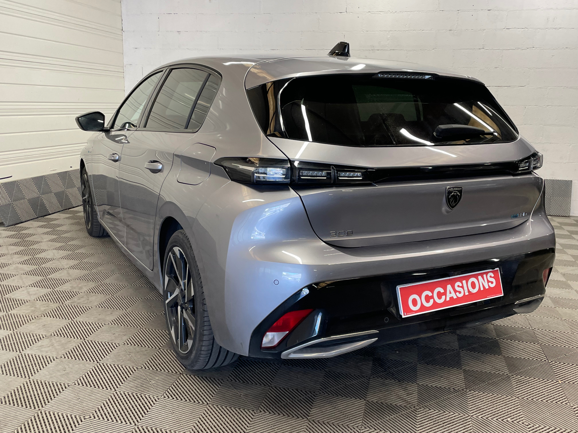 PEUGEOT 308 PHEV 180 e-EAT8 Active Pack