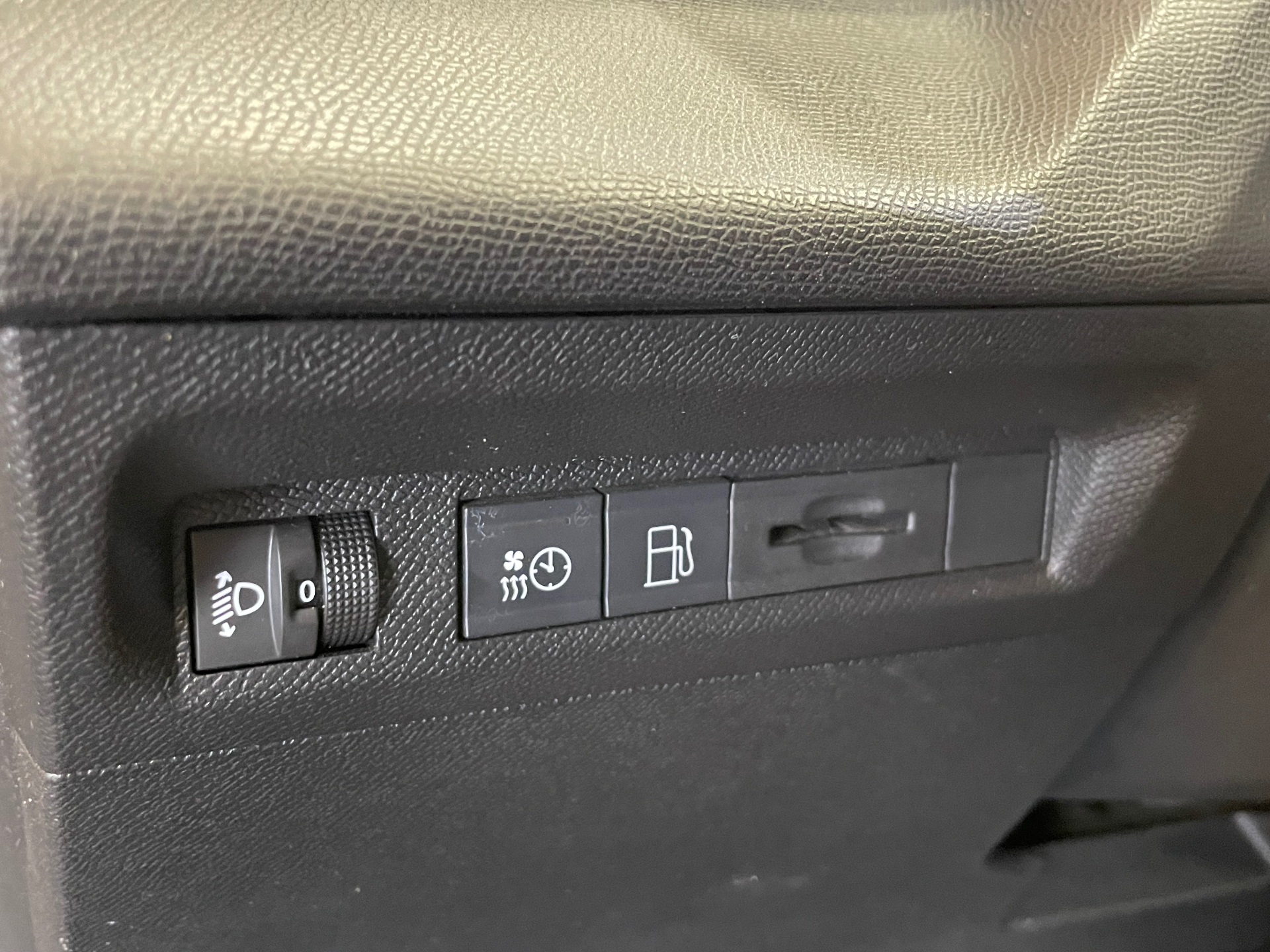 PEUGEOT 308 PHEV 180 e-EAT8 Active Pack