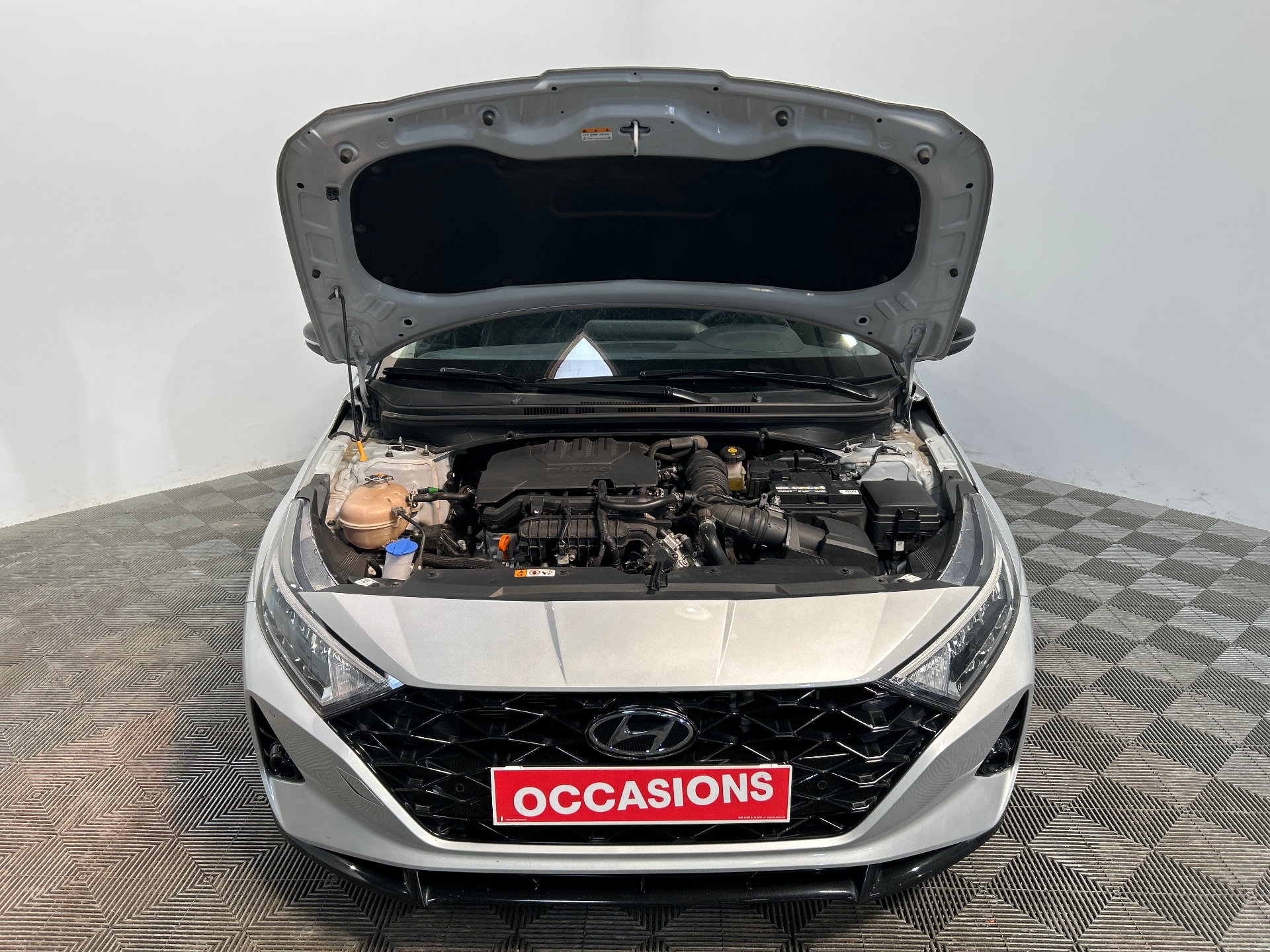 HYUNDAI i20 1.0 T-GDi 100 DCT-7 Hybrid 48V Executive — expertise