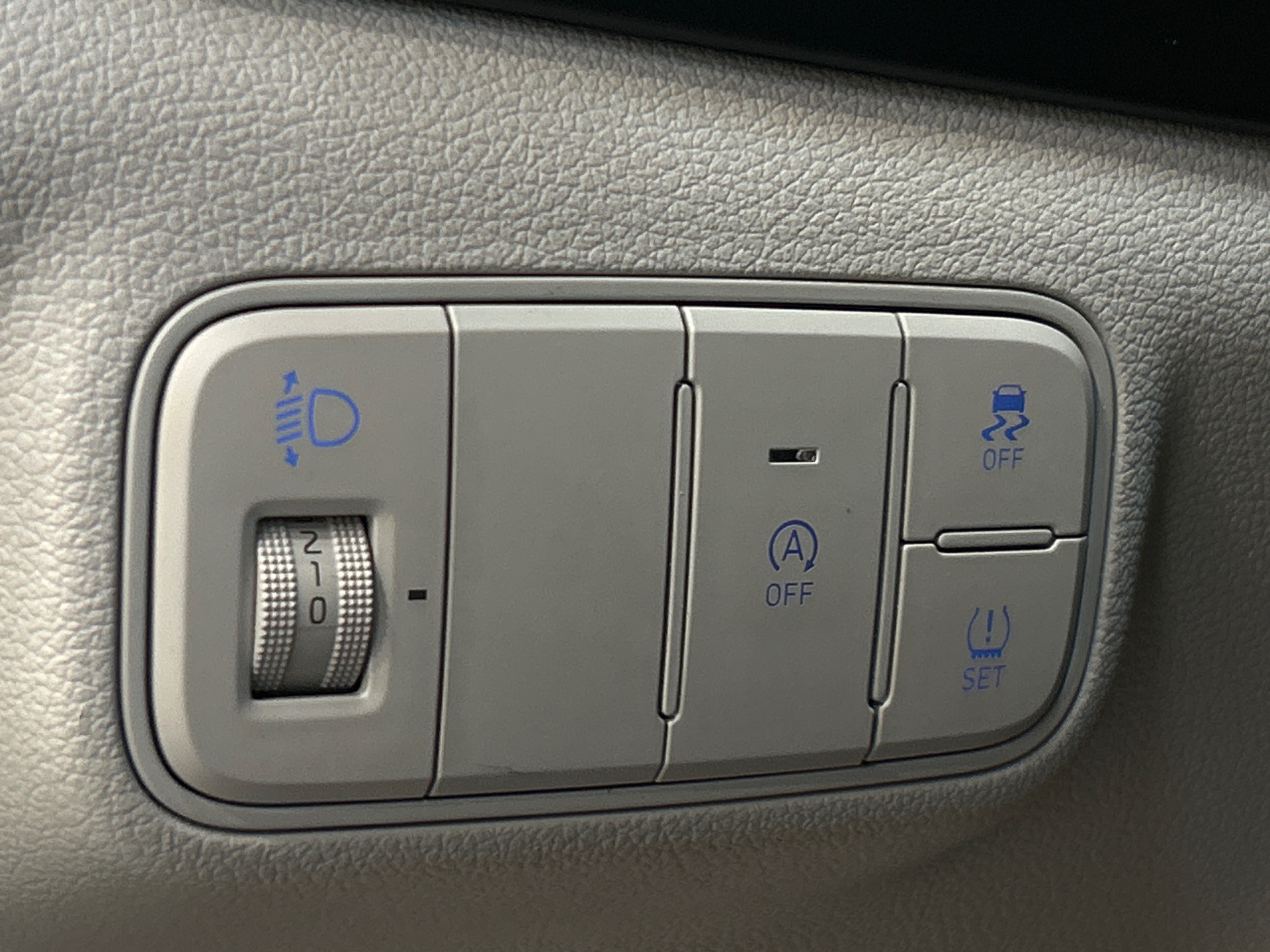 HYUNDAI i20 1.0 T-GDi 100 DCT-7 Hybrid 48V Executive