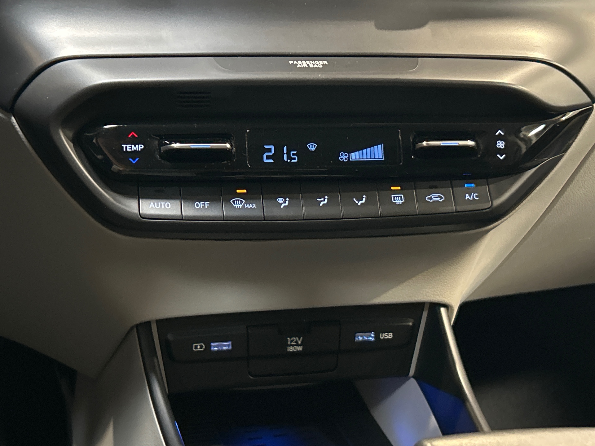 HYUNDAI i20 1.0 T-GDi 100 DCT-7 Hybrid 48V Executive