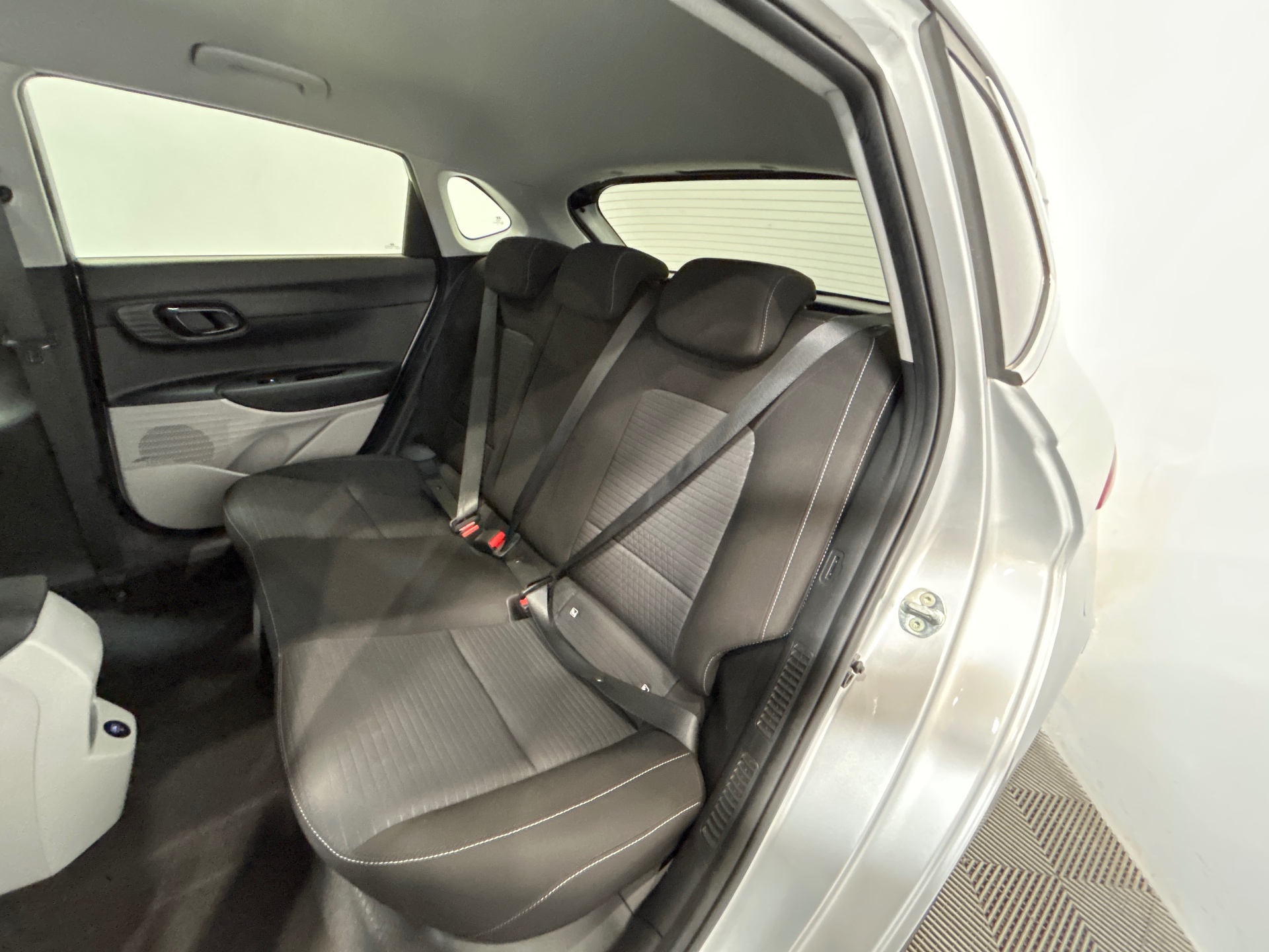 HYUNDAI i20 1.0 T-GDi 100 DCT-7 Hybrid 48V Executive