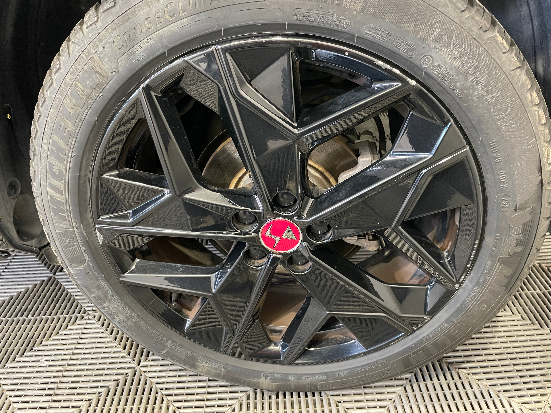 DS DS 4 BlueHDi 130 EAT8 Performance Line — expertise
