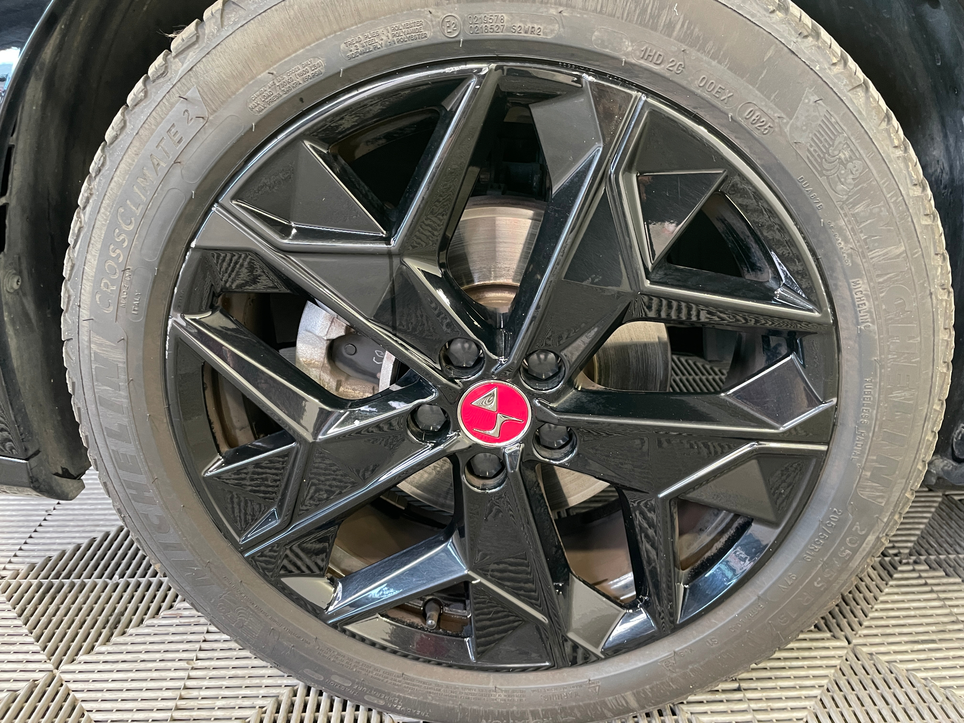 DS DS 4 BlueHDi 130 EAT8 Performance Line — expertise