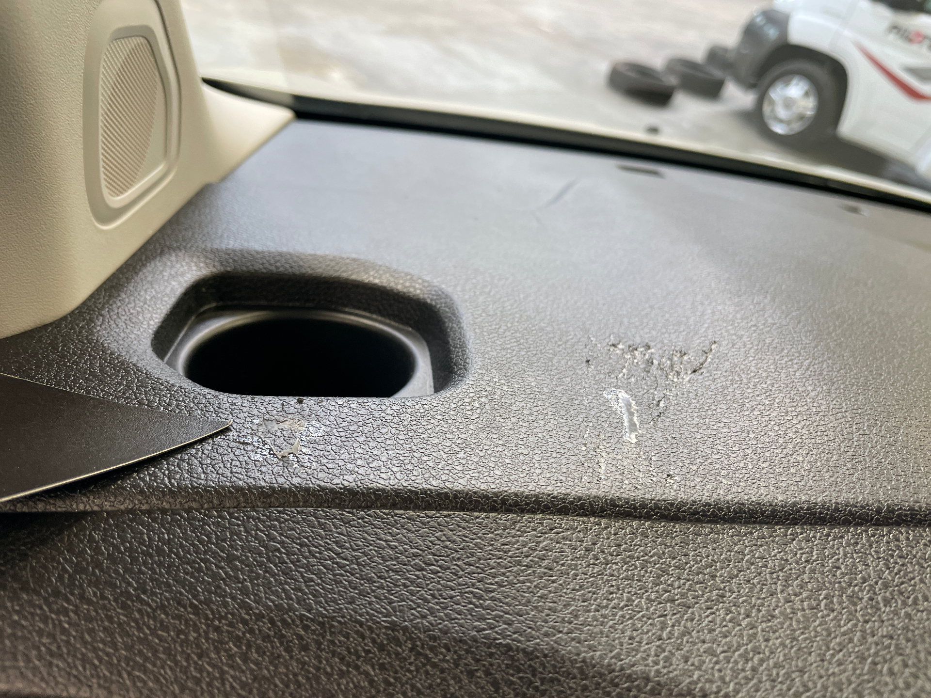 PEUGEOT EXPERT FOURGON FGN M DIESEL 120 CH MANUELLE — expertise