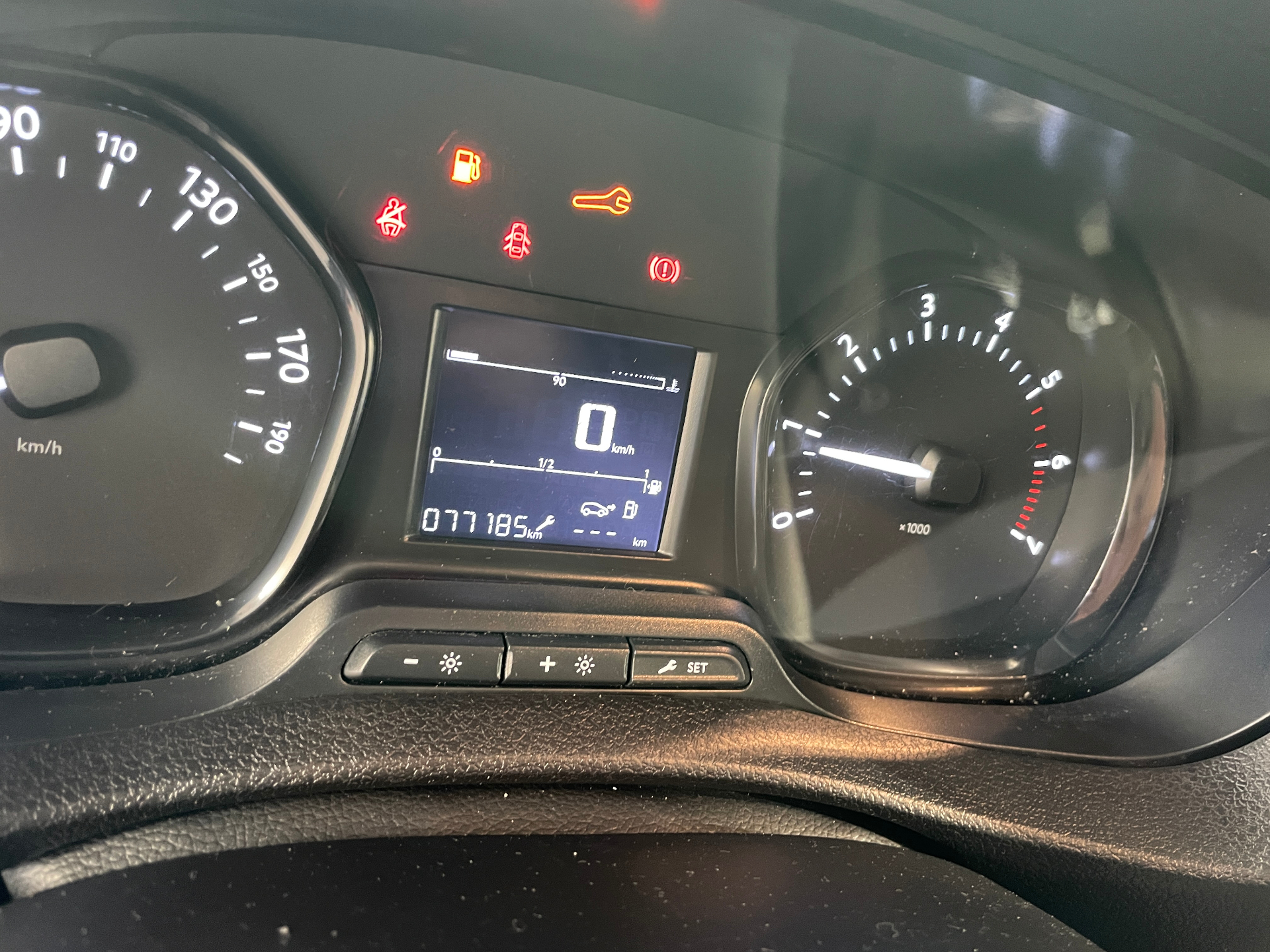 PEUGEOT EXPERT FOURGON FGN M DIESEL 120 CH MANUELLE — expertise