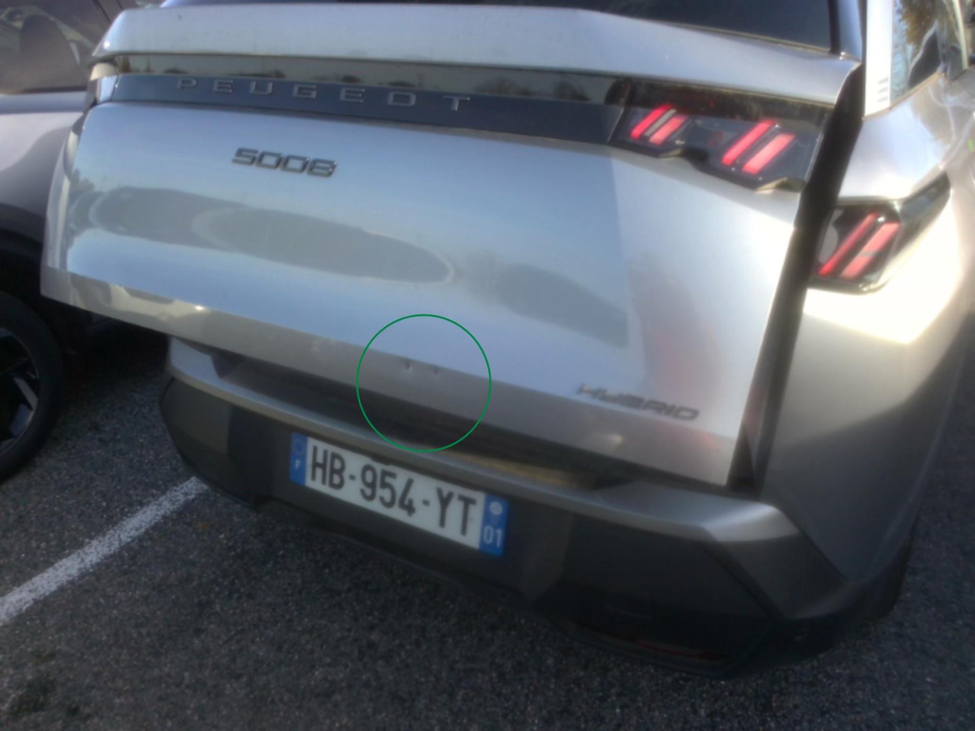 PEUGEOT 5008 Hybrid 145 ch e-DCS6 Allure — expertise