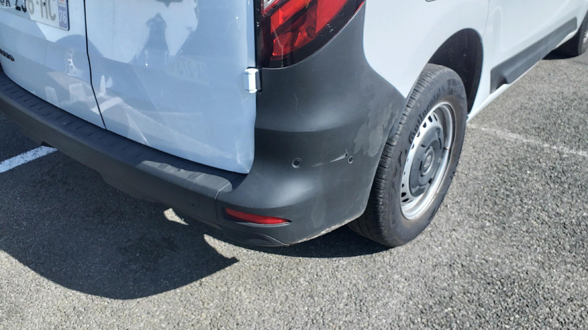 RENAULT KANGOO VAN BLUE DCI 95 GRAND CONFORT- 22 — expertise