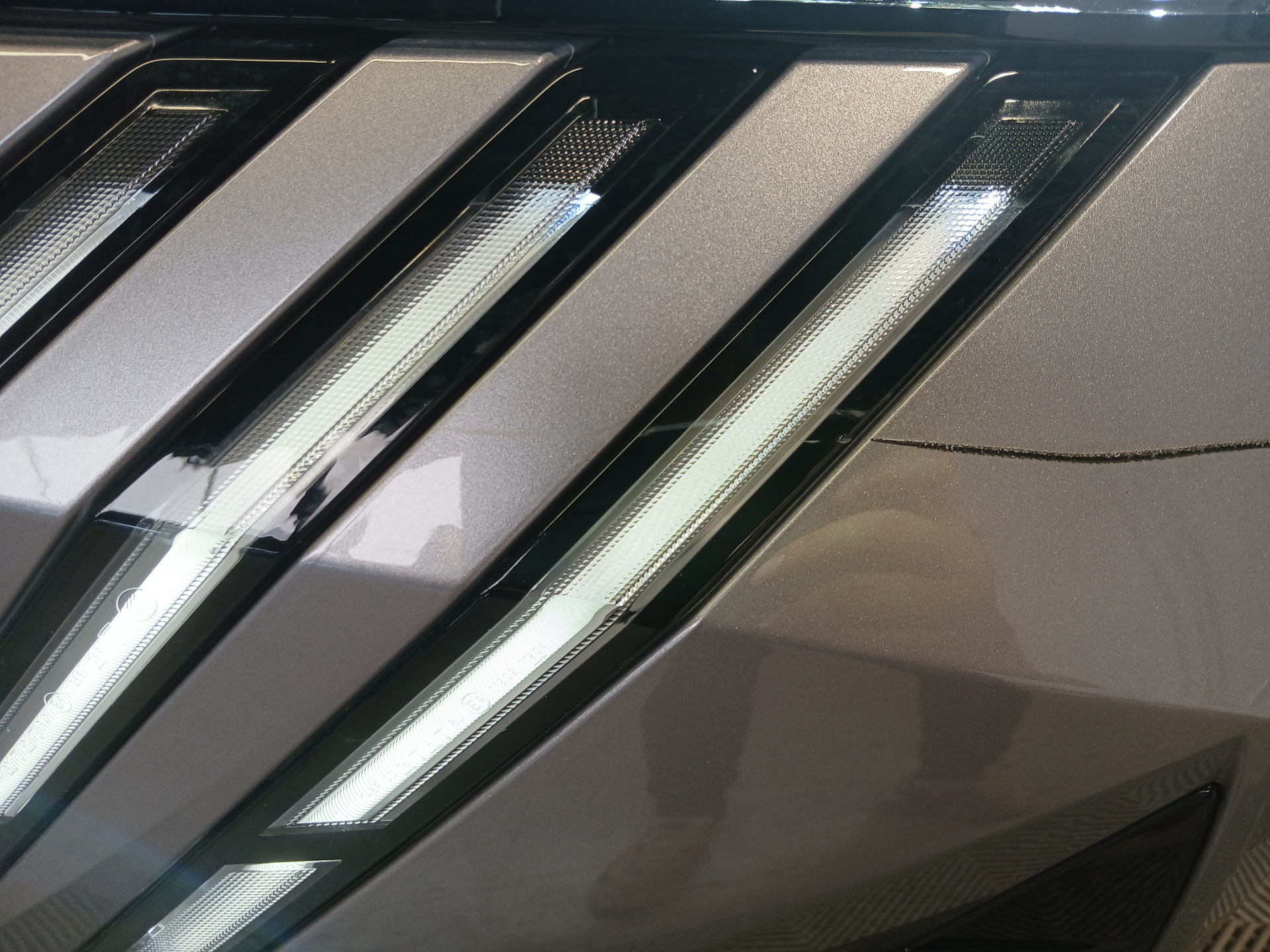 PEUGEOT 5008 Hybrid 145 ch e-DCS6 Allure — expertise