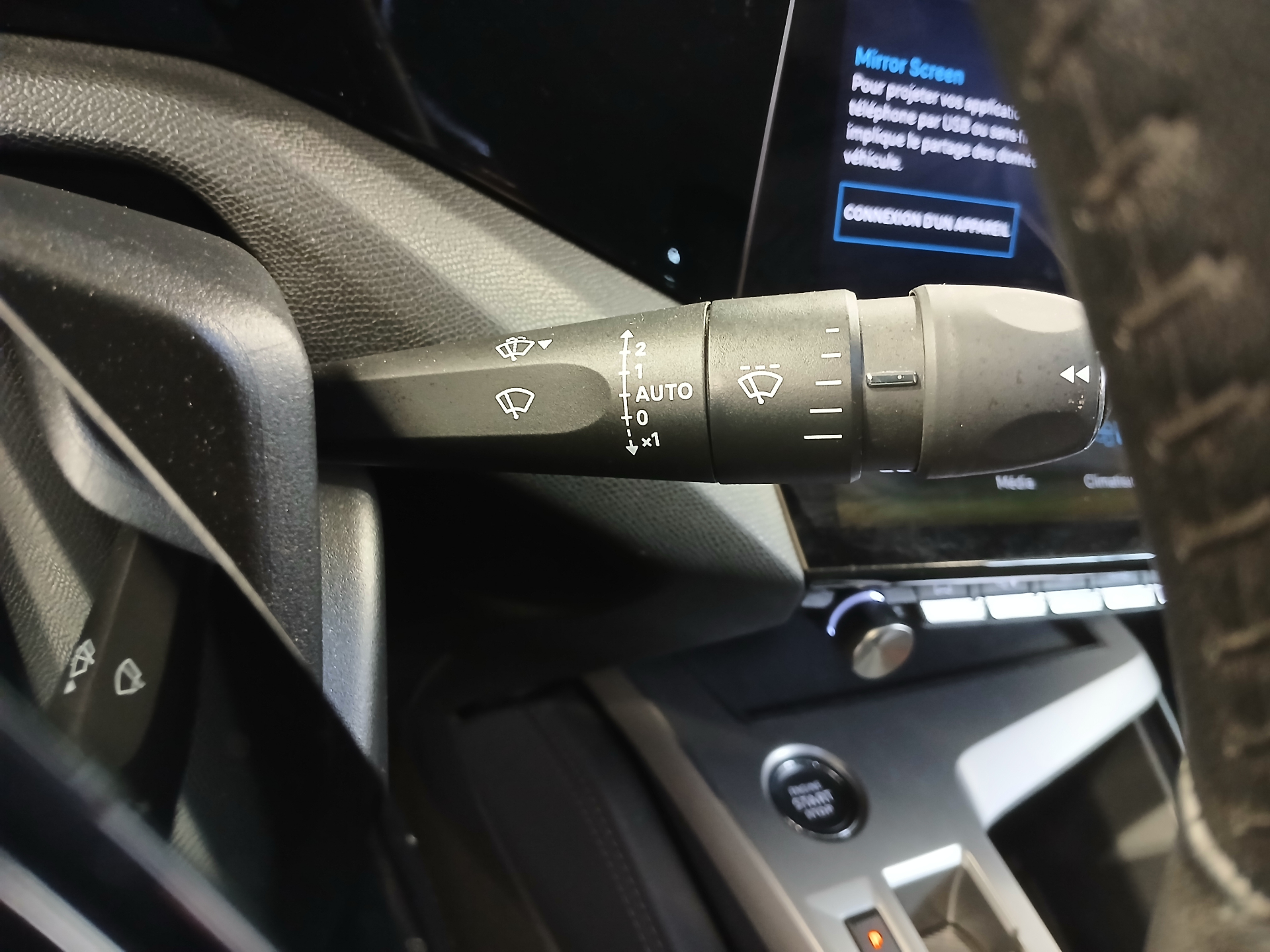 PEUGEOT 408 ALLURE PTECH 130 S&S EAT8
