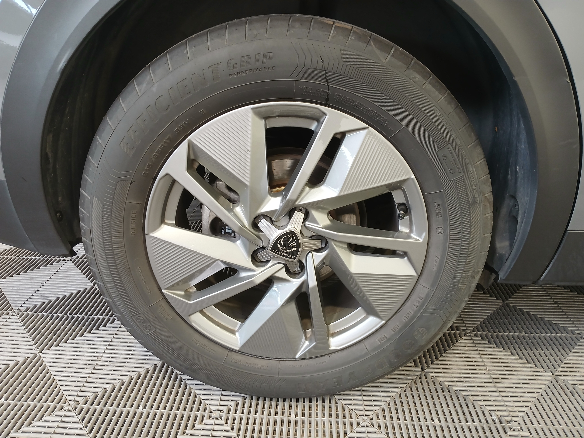 PEUGEOT 408 ALLURE PTECH 130 S&S EAT8