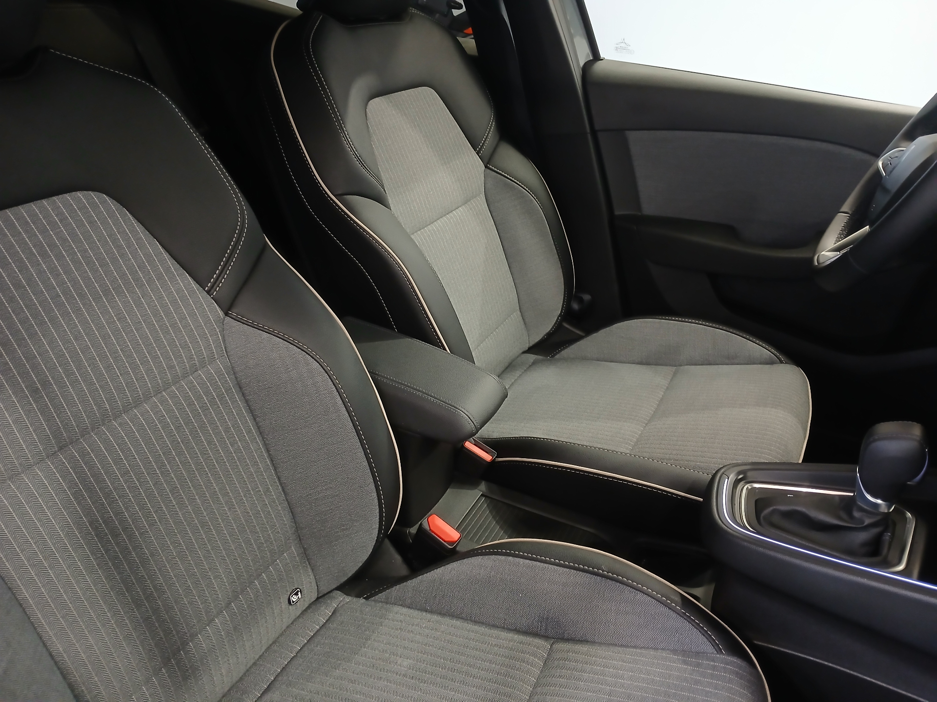 RENAULT CLIO V E-Tech full hybrid 145 ch GSR2 Techno