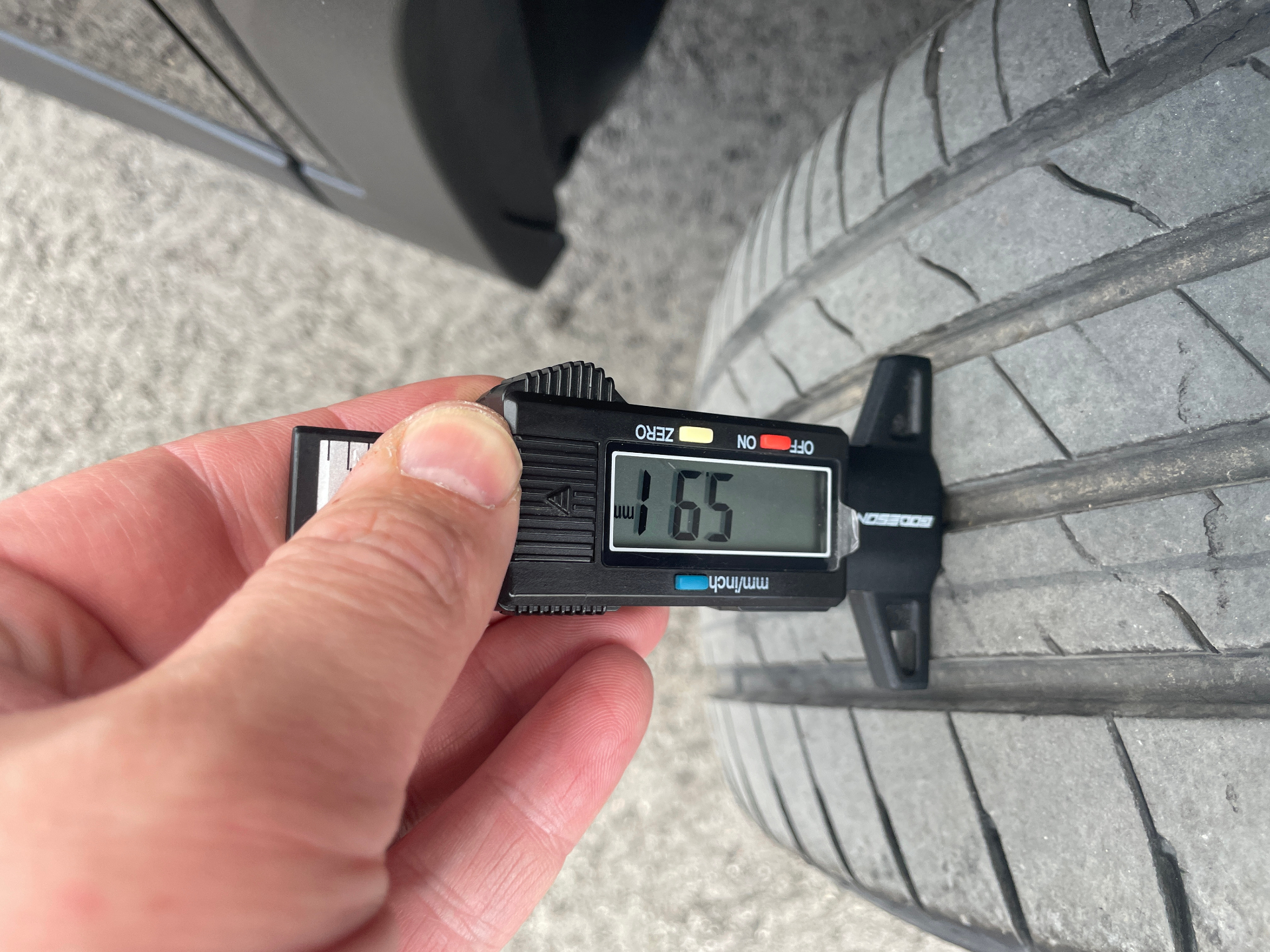 PEUGEOT 2008 Hybrid 145 e-DCS6 Style — expertise