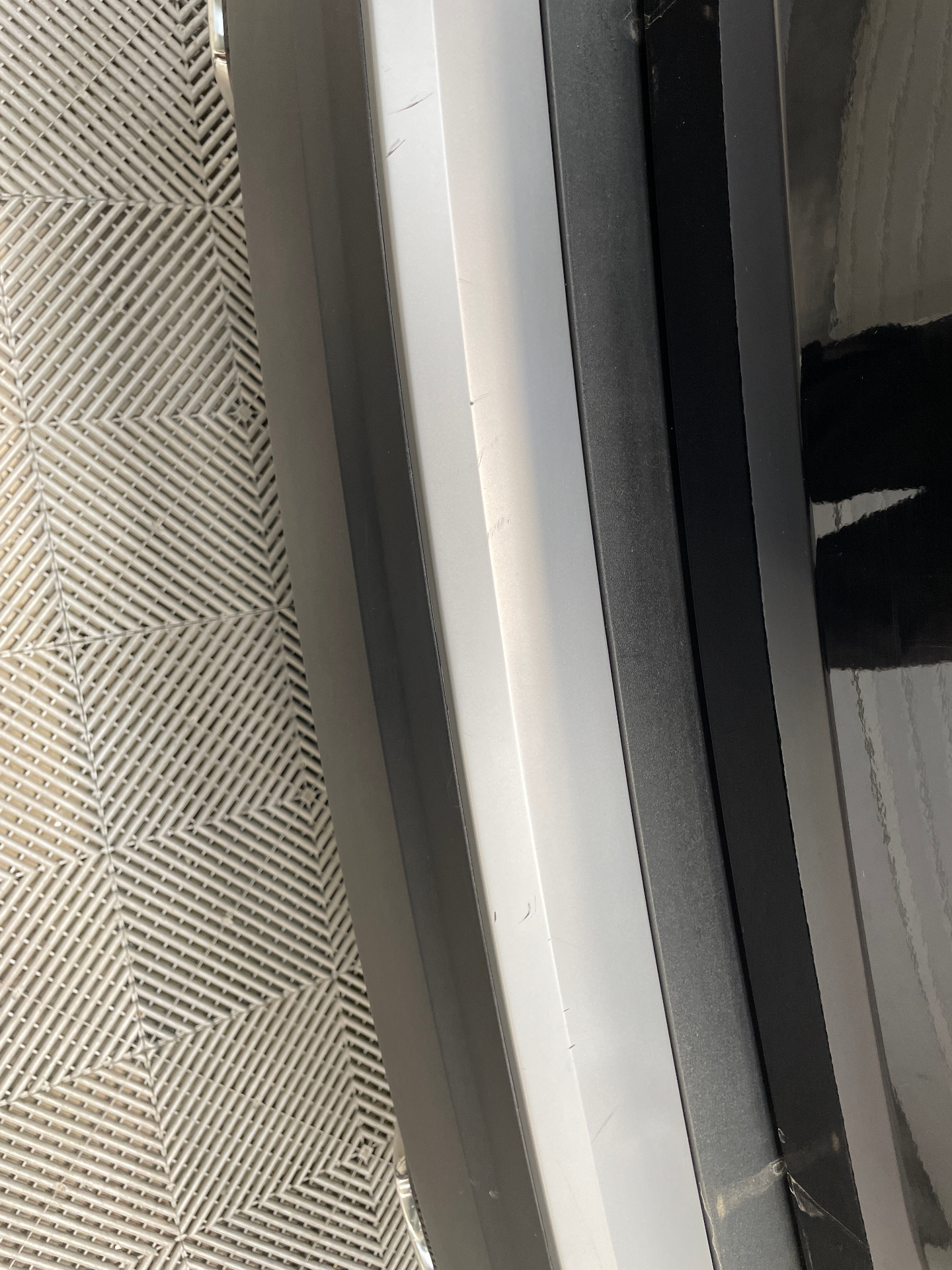 PEUGEOT 2008 Hybrid 145 e-DCS6 Style — expertise