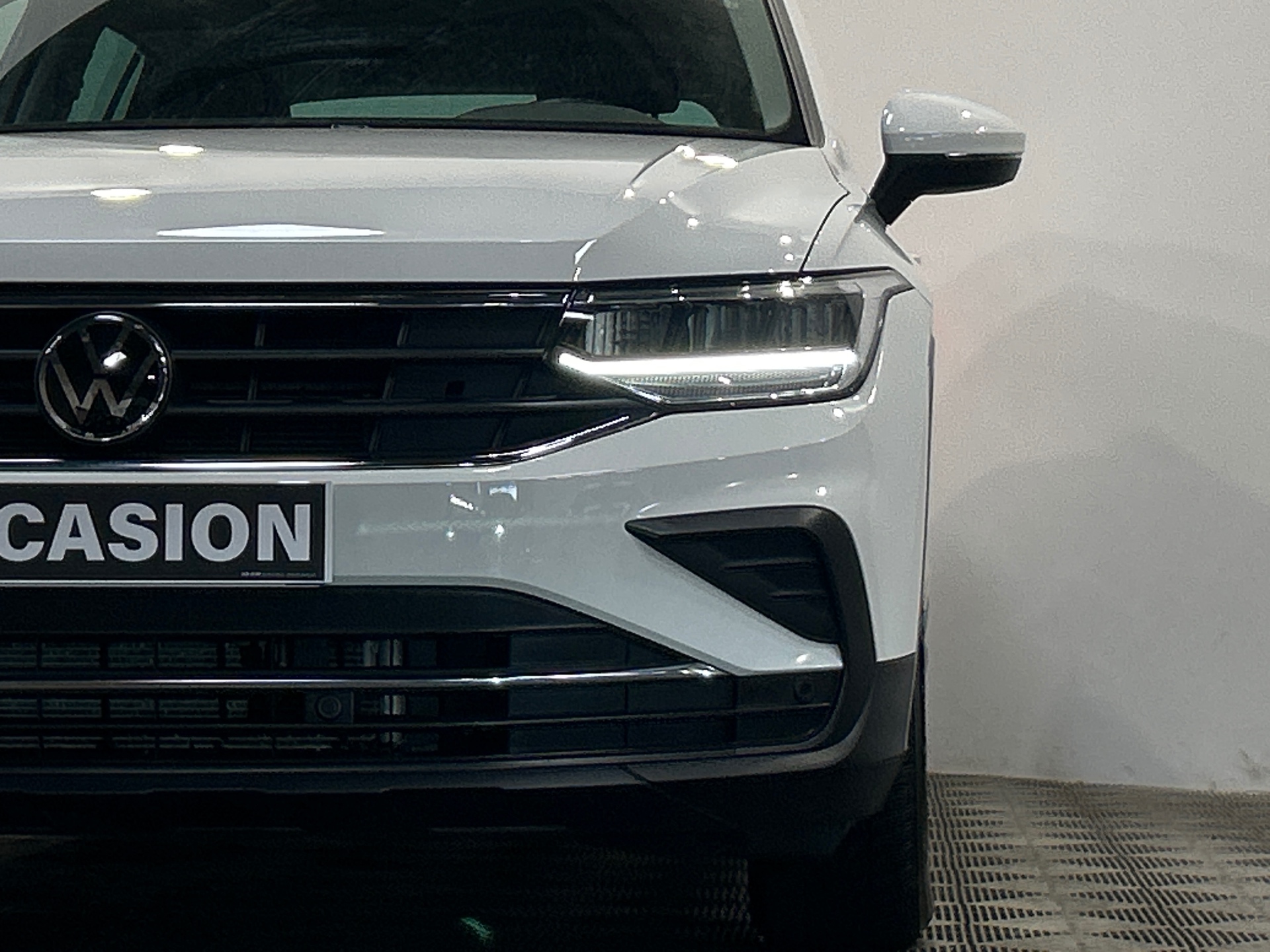 VOLKSWAGEN TIGUAN BUSINESS 1.5 TSI 150 DSG7 Life Business