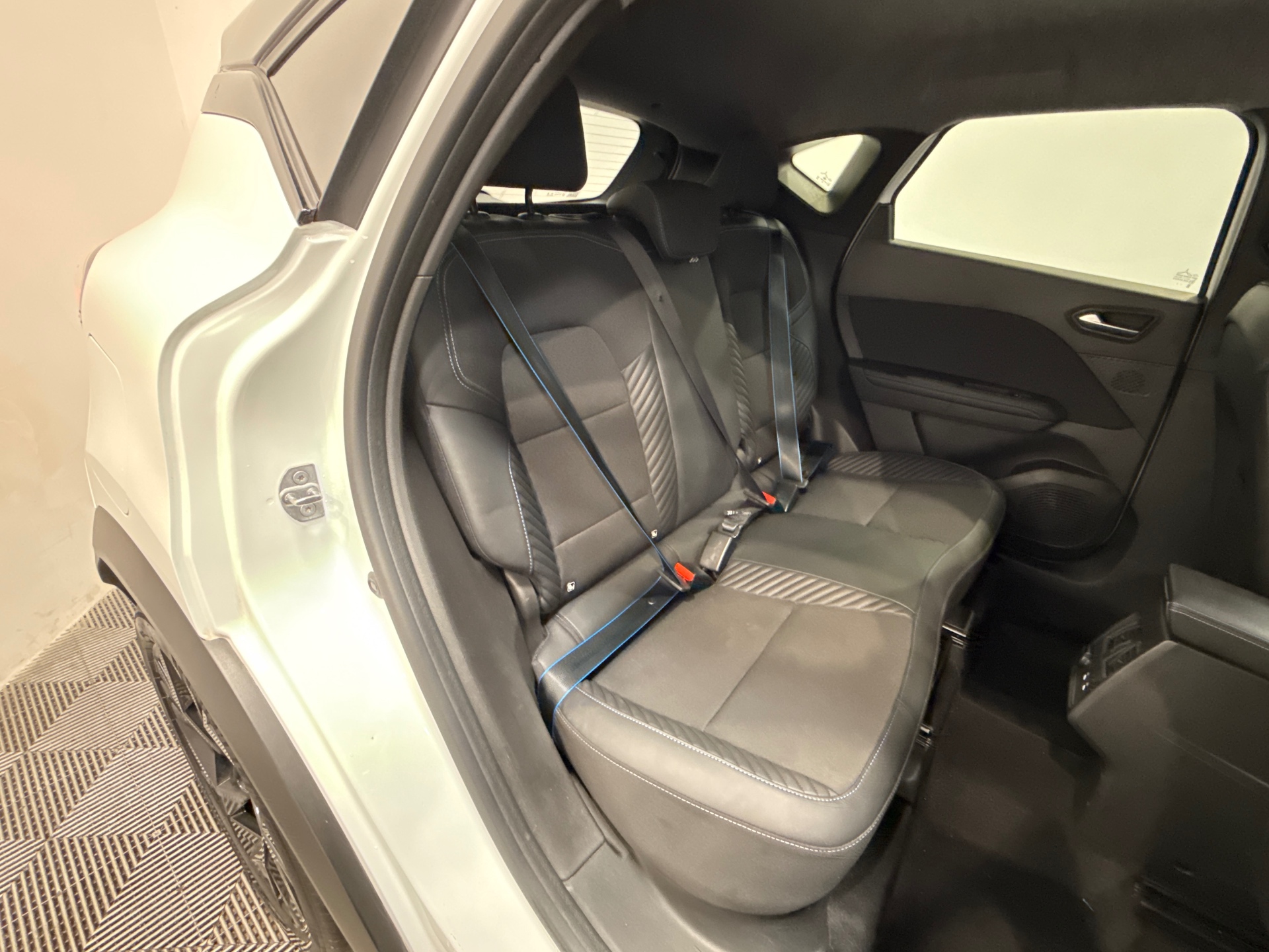 RENAULT CAPTUR E-Tech full hybrid 145 ch esprit Alpine