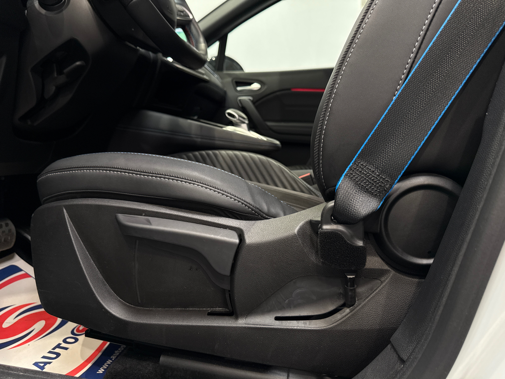RENAULT CAPTUR E-Tech full hybrid 145 ch esprit Alpine