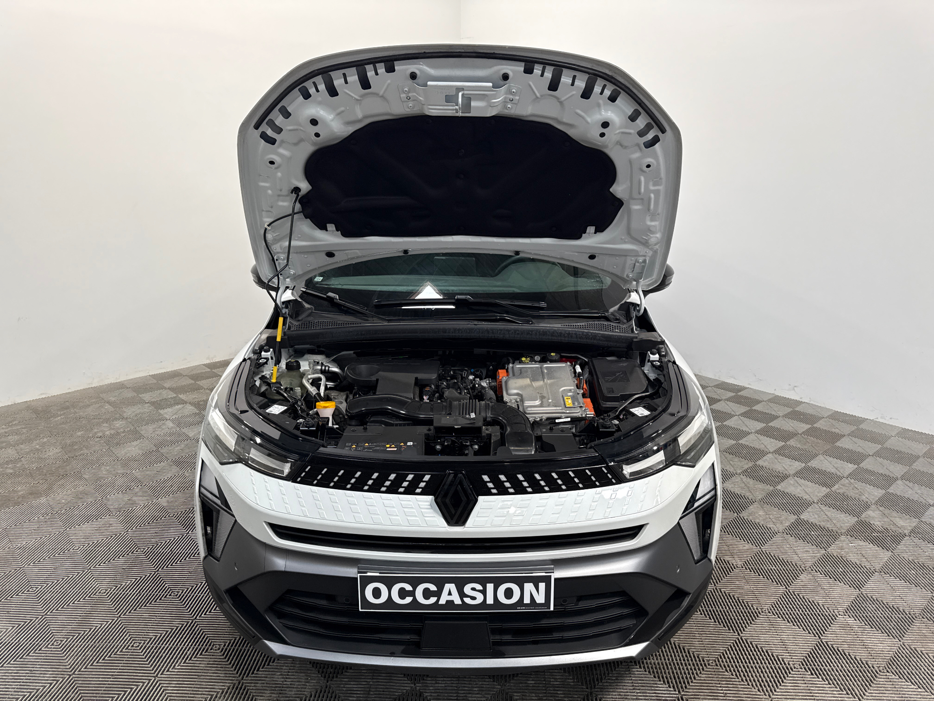 RENAULT CAPTUR E-Tech full hybrid 145 ch esprit Alpine — expertise