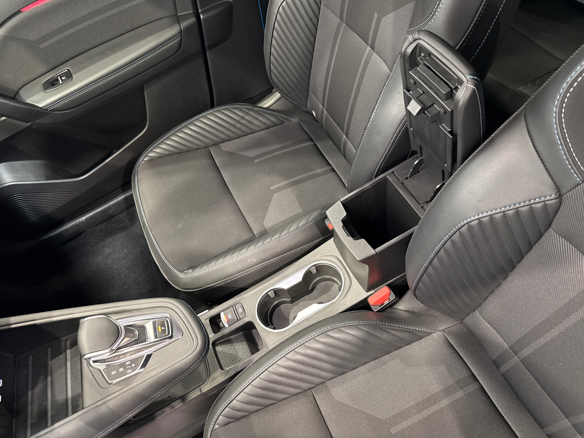 RENAULT CAPTUR E-Tech full hybrid 145 ch esprit Alpine