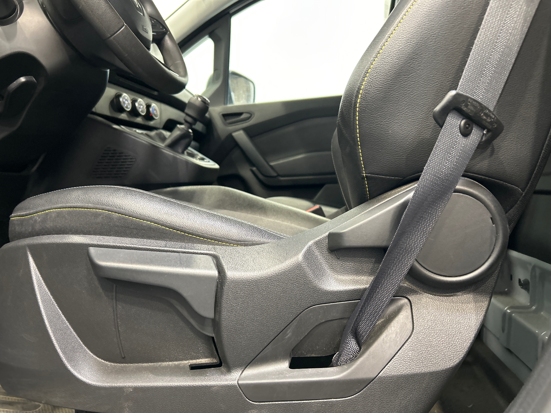 RENAULT KANGOO VAN BLUE DCI 95 GRAND CONFORT- 22