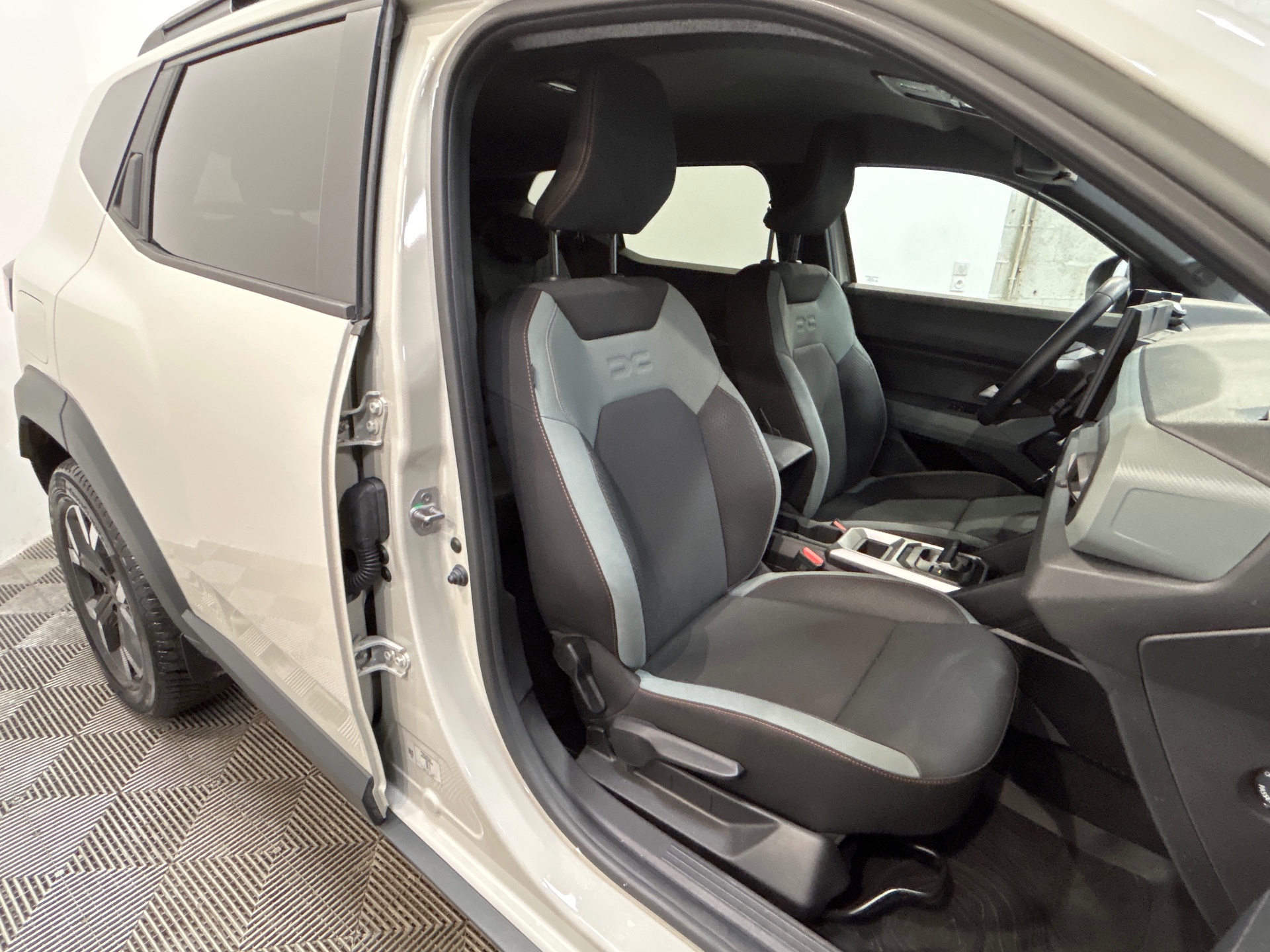 DACIA DUSTER Hybrid 140 Extreme