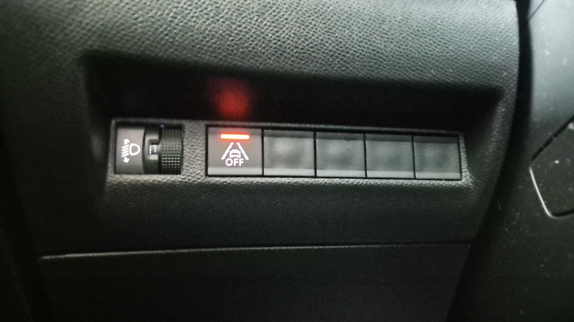PEUGEOT 2008 BUSINESS BlueHDi 130 S&S EAT8 Allure Business