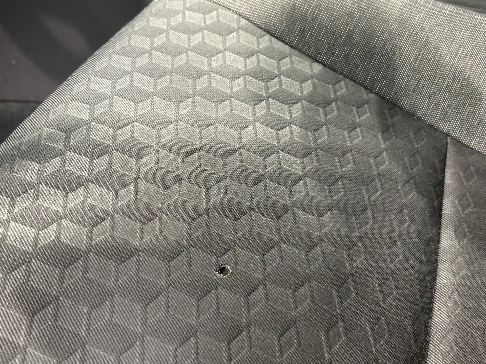TOYOTA YARIS HYBRIDE MY22 116H DESIGN — expertise