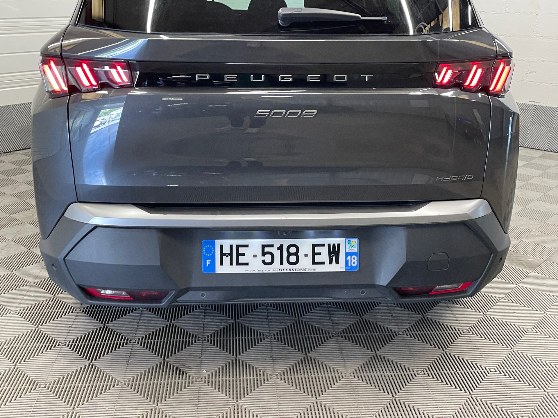 PEUGEOT 5008 Hybrid 145 ch e-DCS6 Allure — expertise